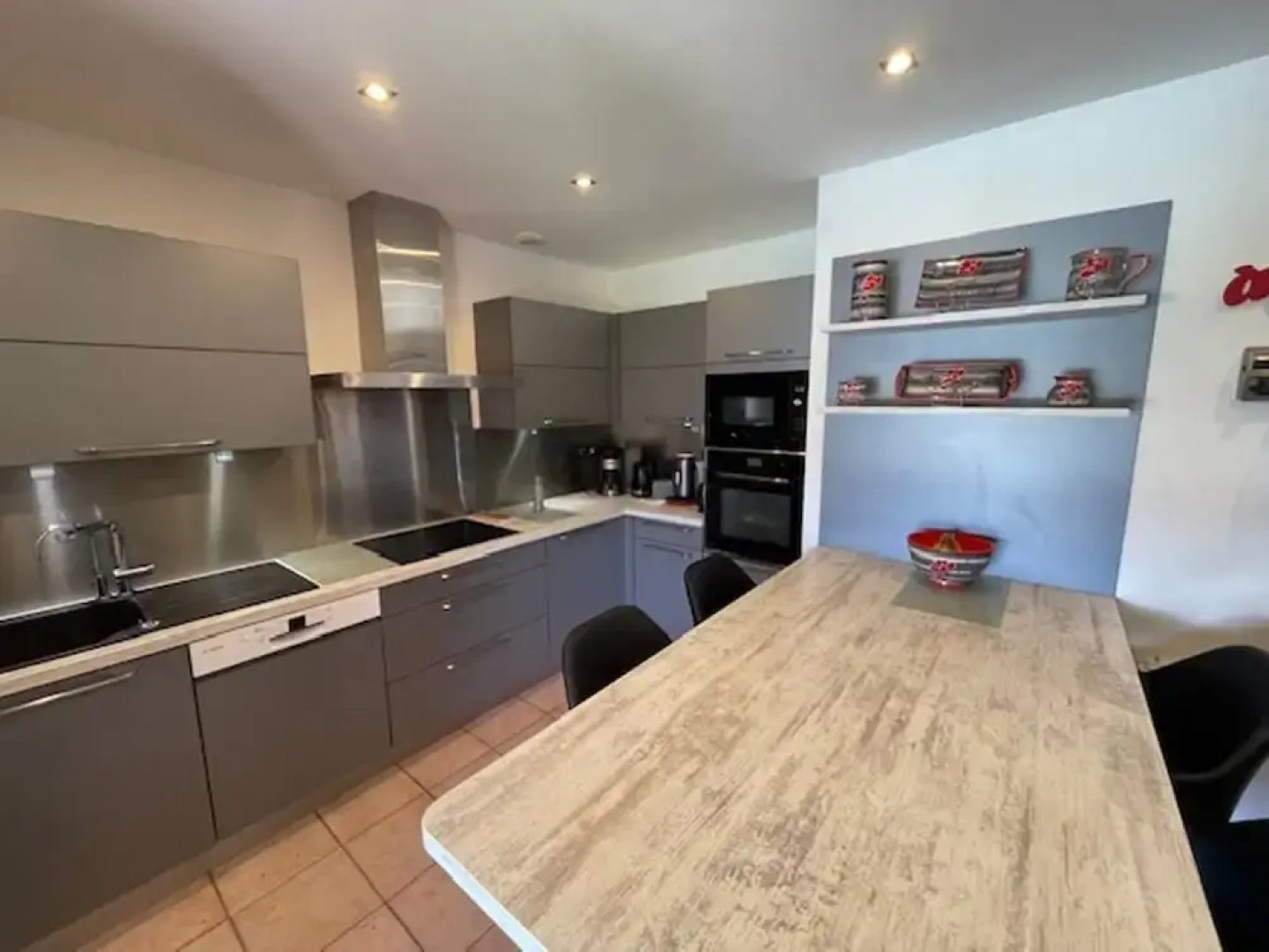 Villa in Vidauban With Pool & Vineyards Nearby