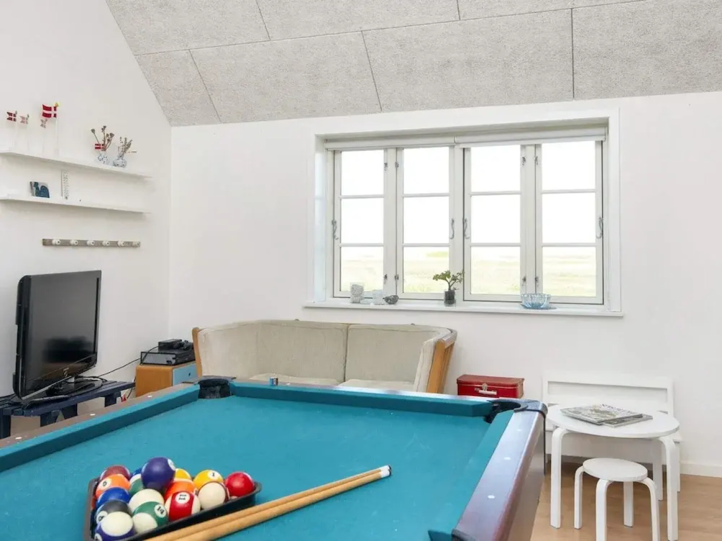 10 Person Holiday Home in Harboore