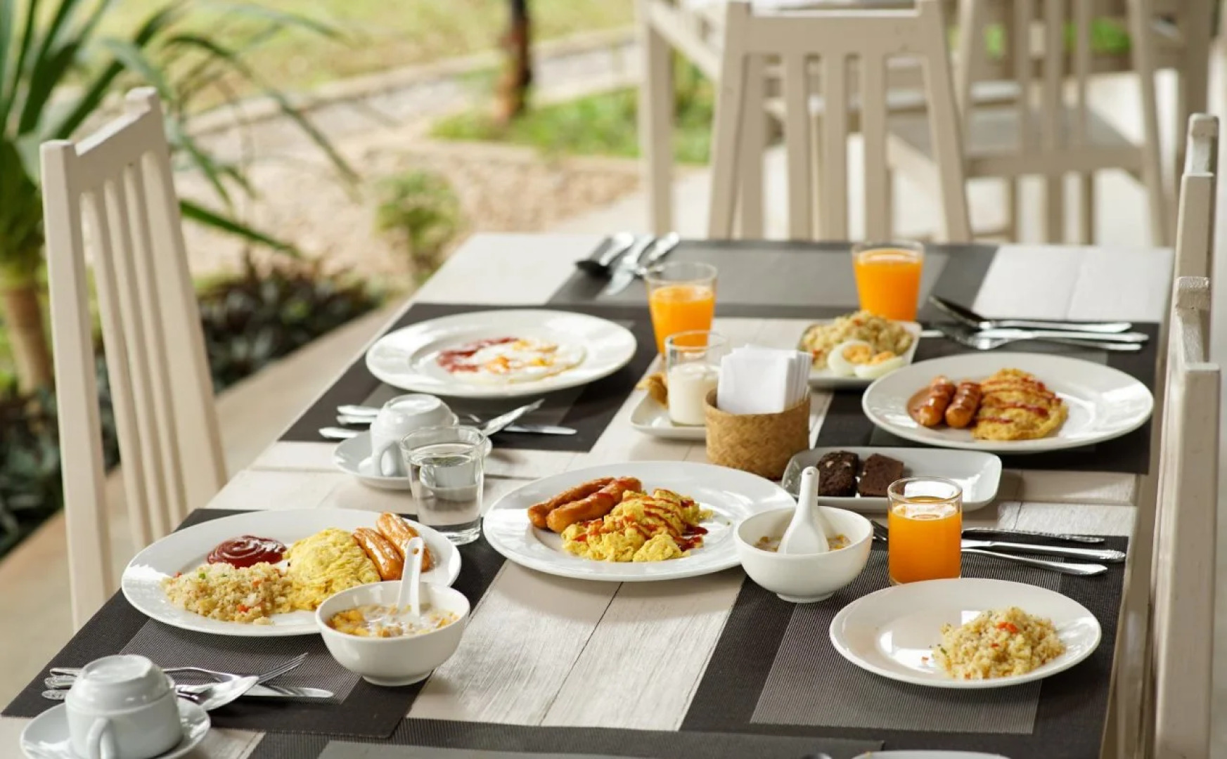 Sanctuary Nam Ngum Beach Resort