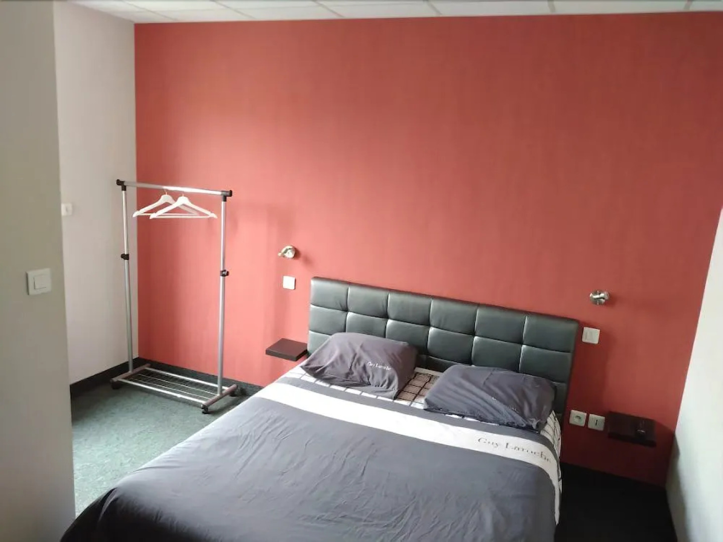 Detached Holiday Home in Braize with Terrace