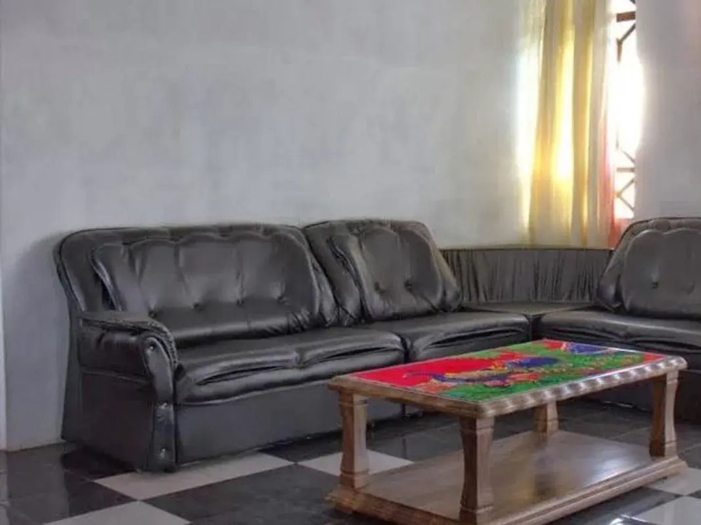 Ucha Guest House / Chambres D'hotes