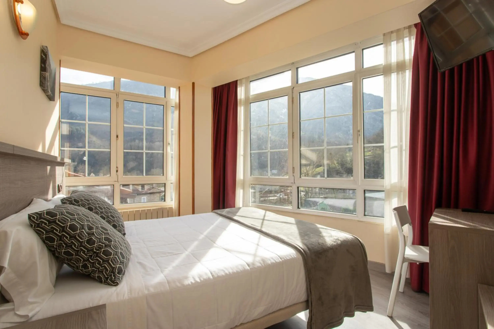 Hotel Naranjo De Bulnes