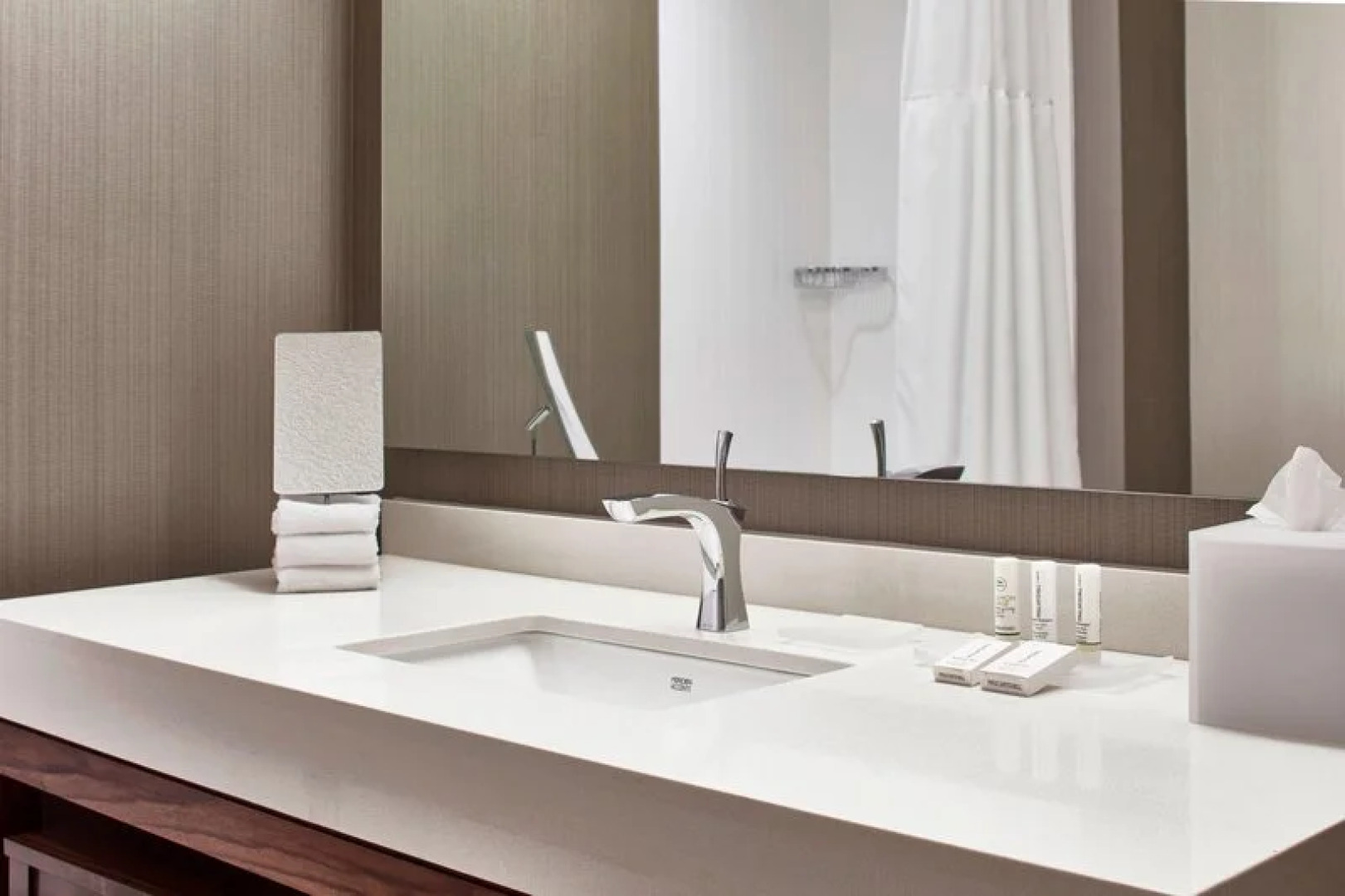 Courtyard Minneapolis West