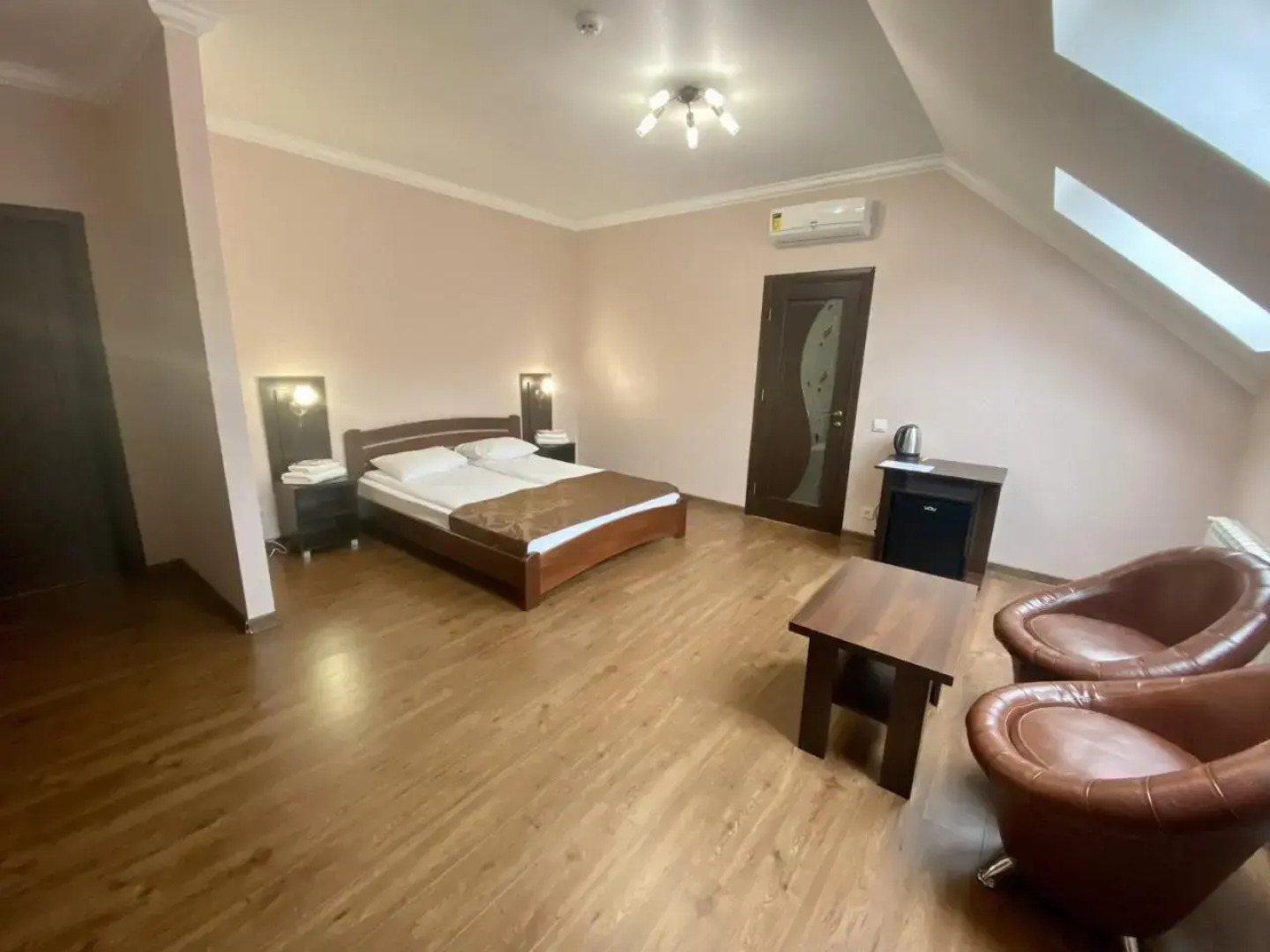 Sting Hotel & Event Palace