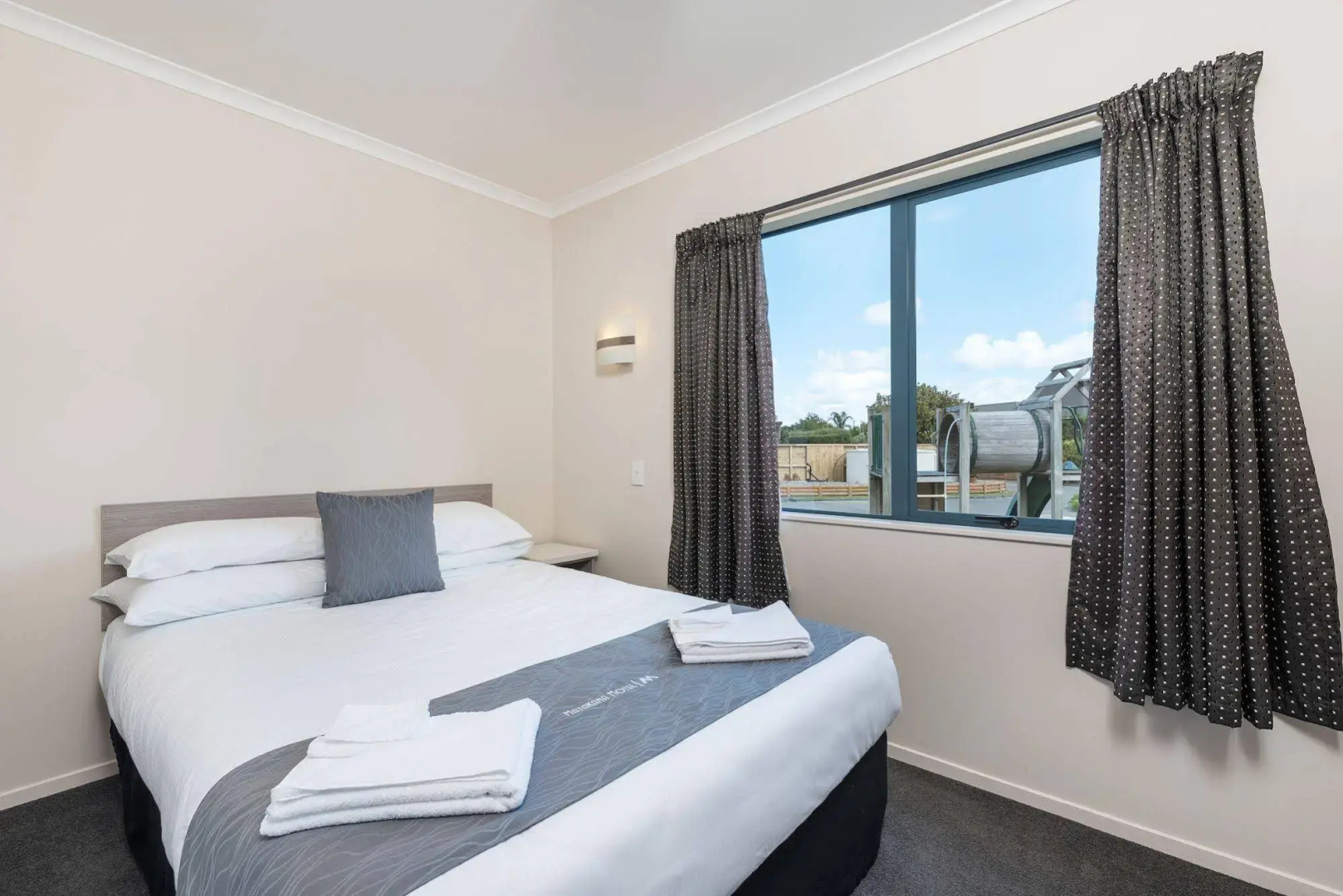 Matakana Motel
