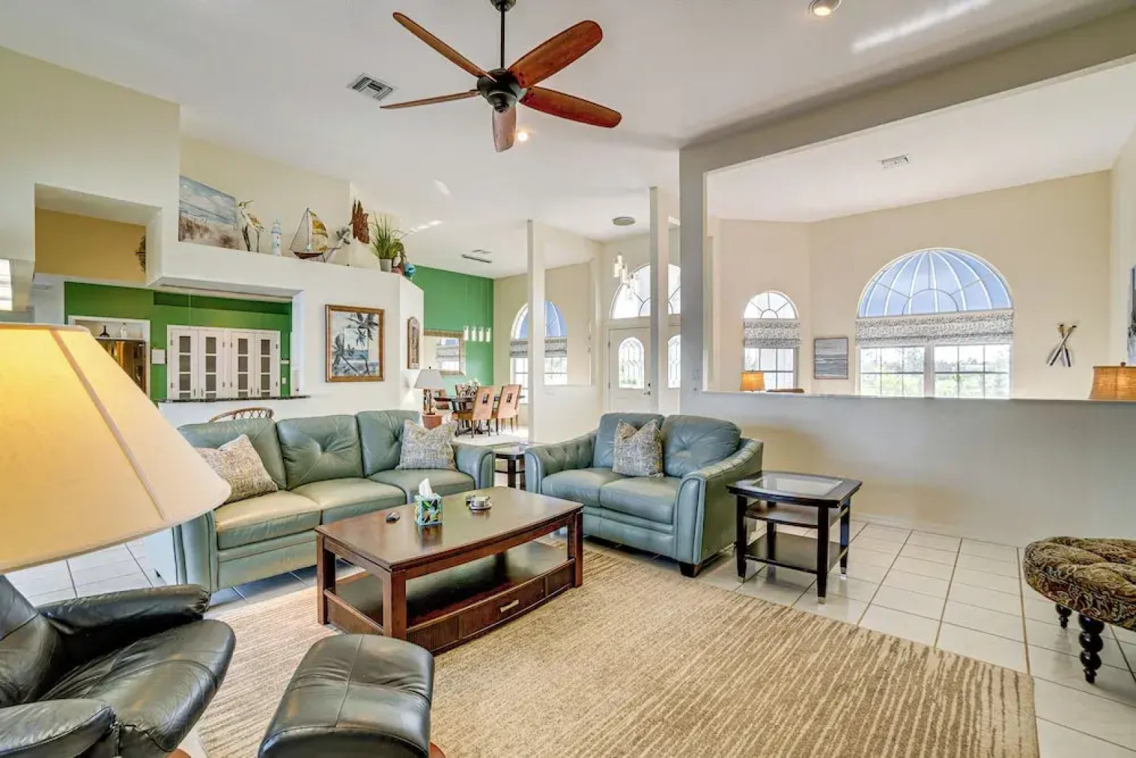 Poolside Bliss & Lake Fun: Florida Getaway!