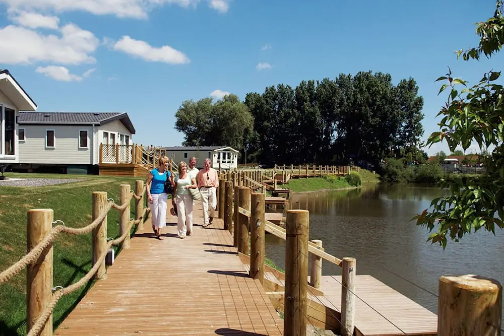 Luxury 3 Bed Caravan Lakes - Haven Site