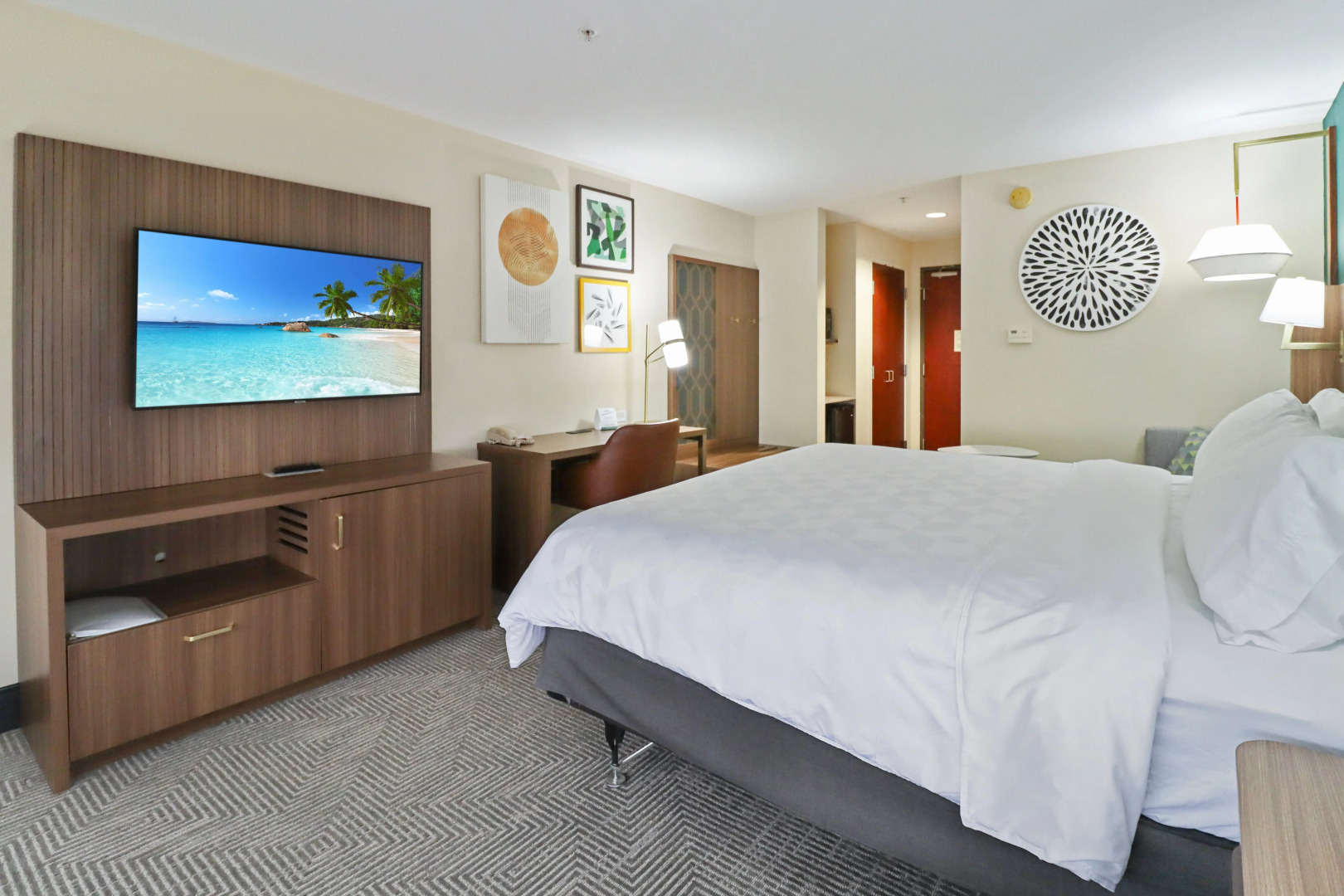 Holiday Inn Quincy East by IHG