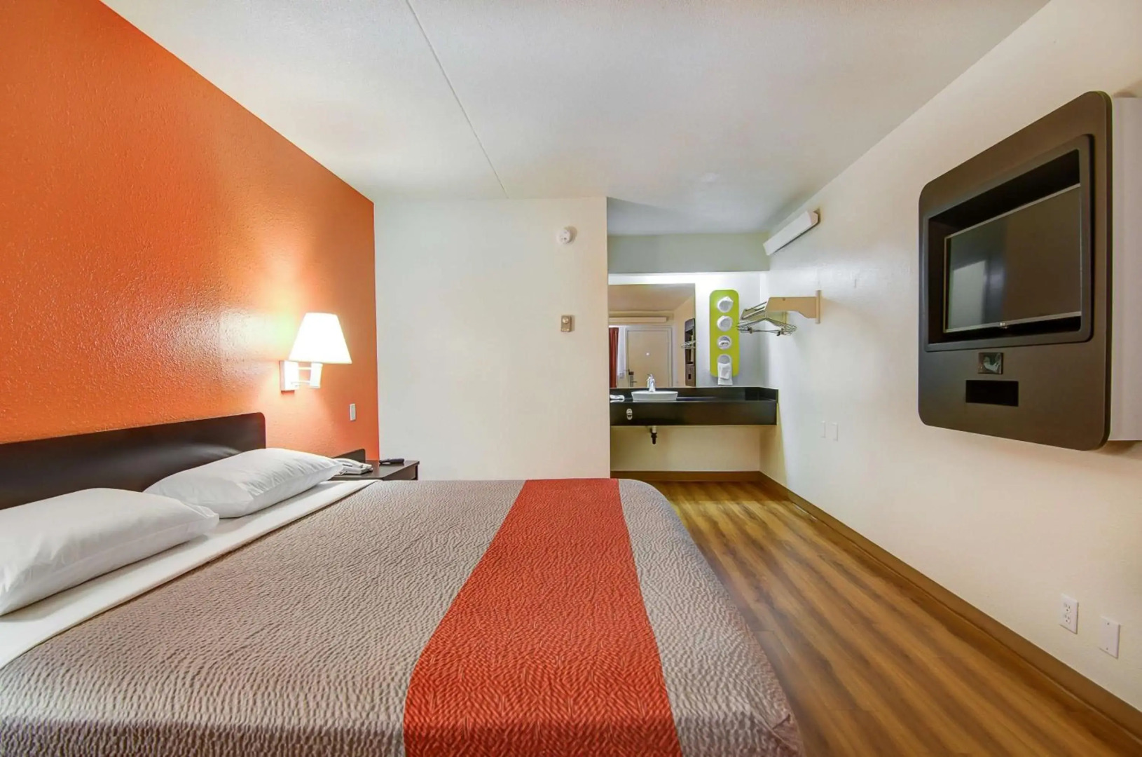 Motel 6 Springfield, MO - North