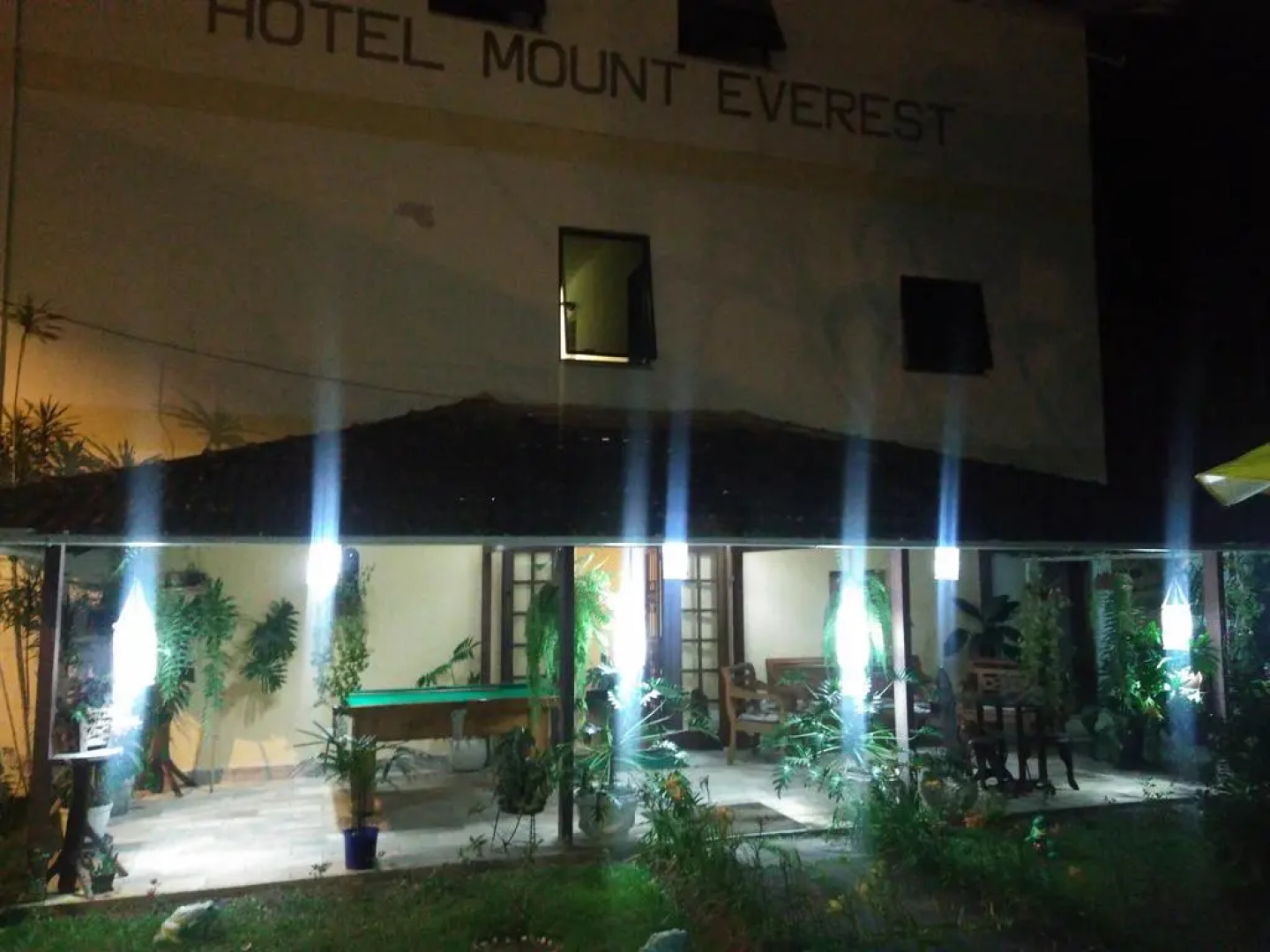 Hotel Mount Everest