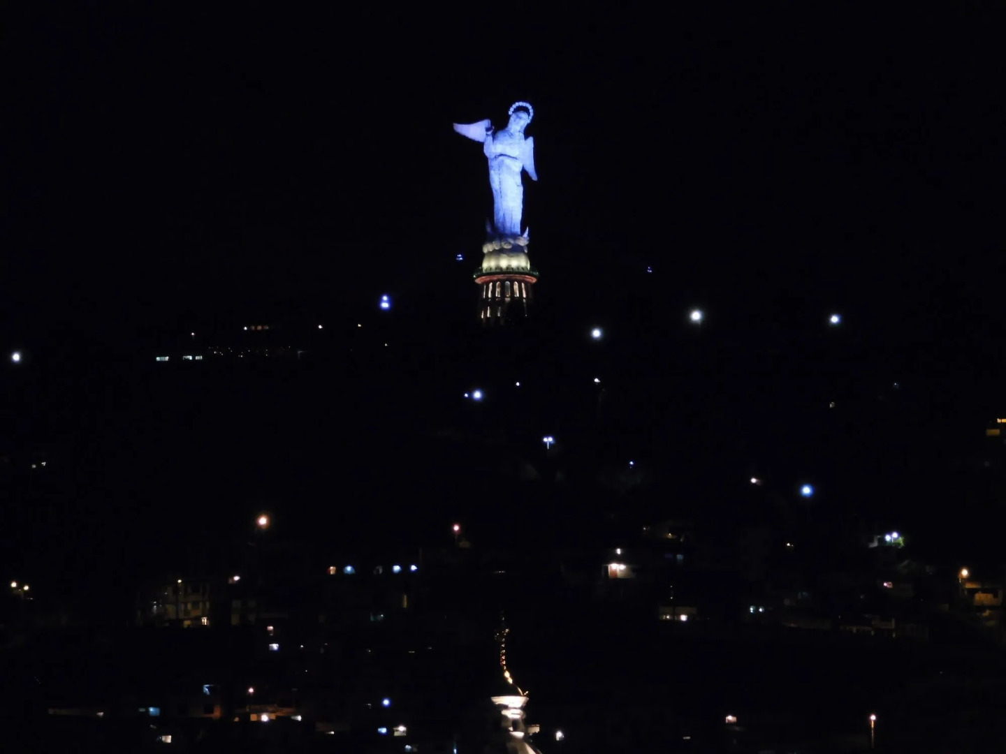 Friends Hotel & Rooftop - Historic Center & Museums