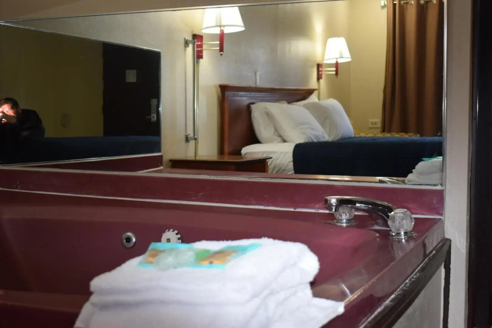 Knights Inn Farmington Hill