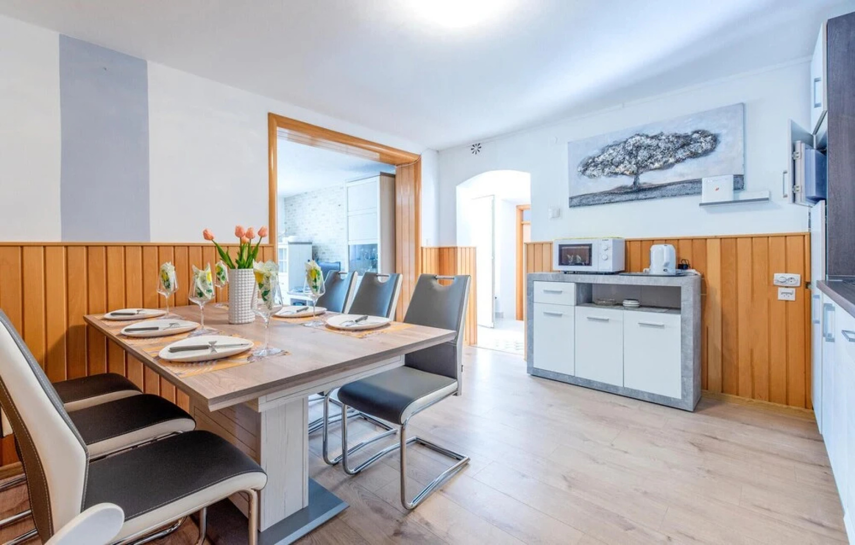 Amazing Home in Blato na Cetini With Wifi and 4 Bedrooms