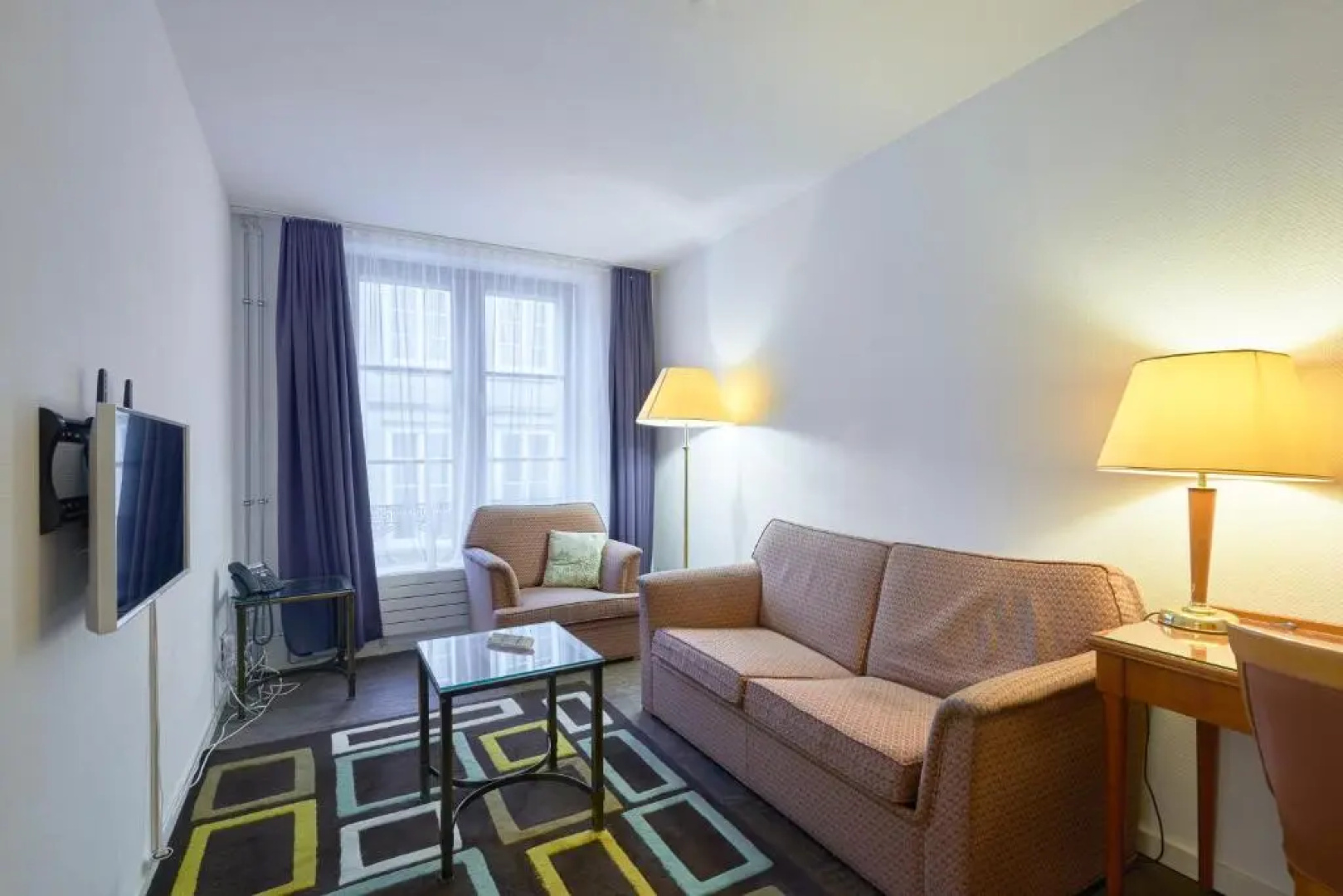 Aparthotel Hine Adon Fribourg