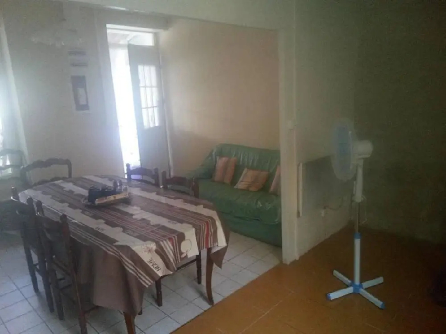 House With 3 Bedrooms in Mortagne-sur-gironde, With Enclosed Garden -