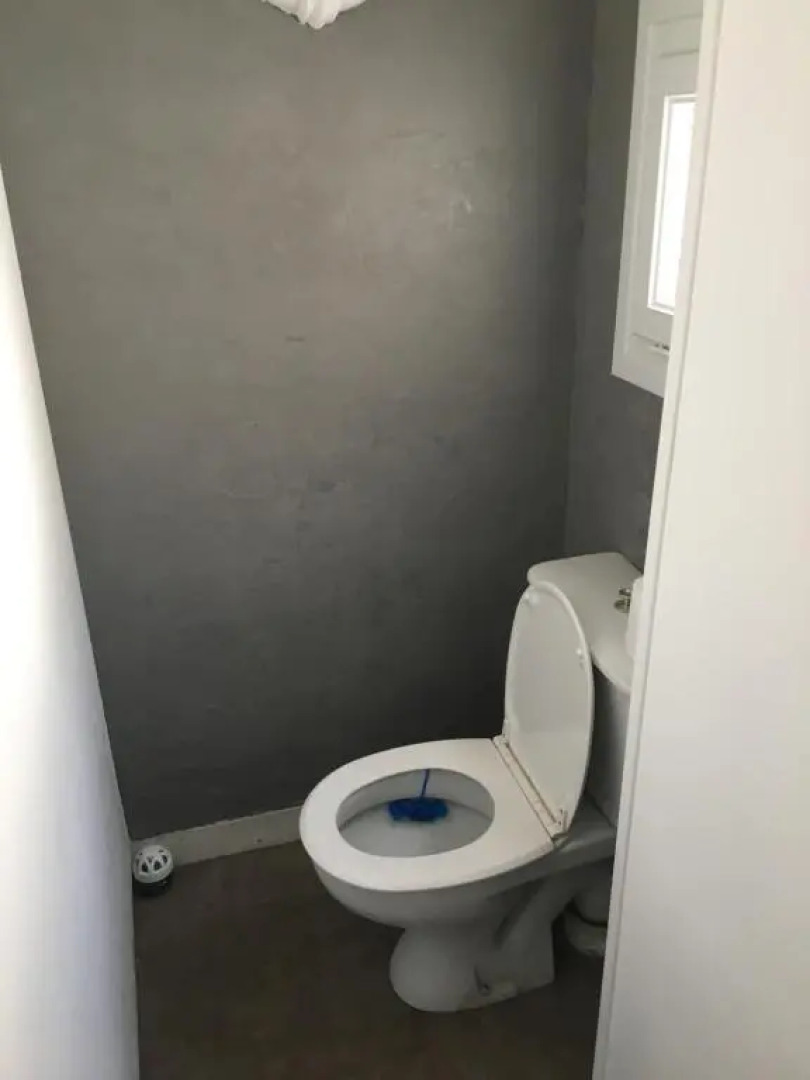 Petite maison a deux pas de la plage