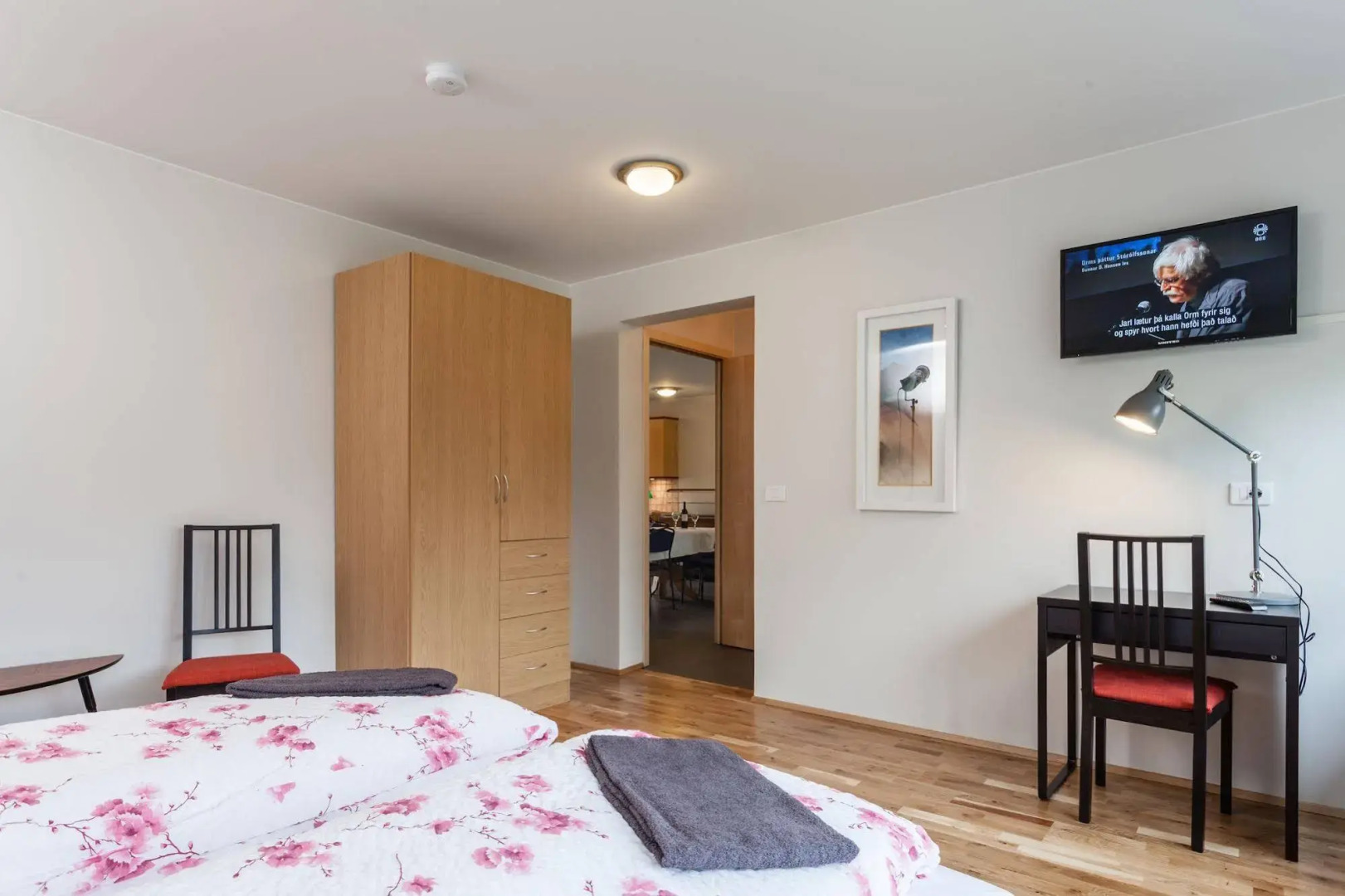 Guesthouse Garun, Skolavellir