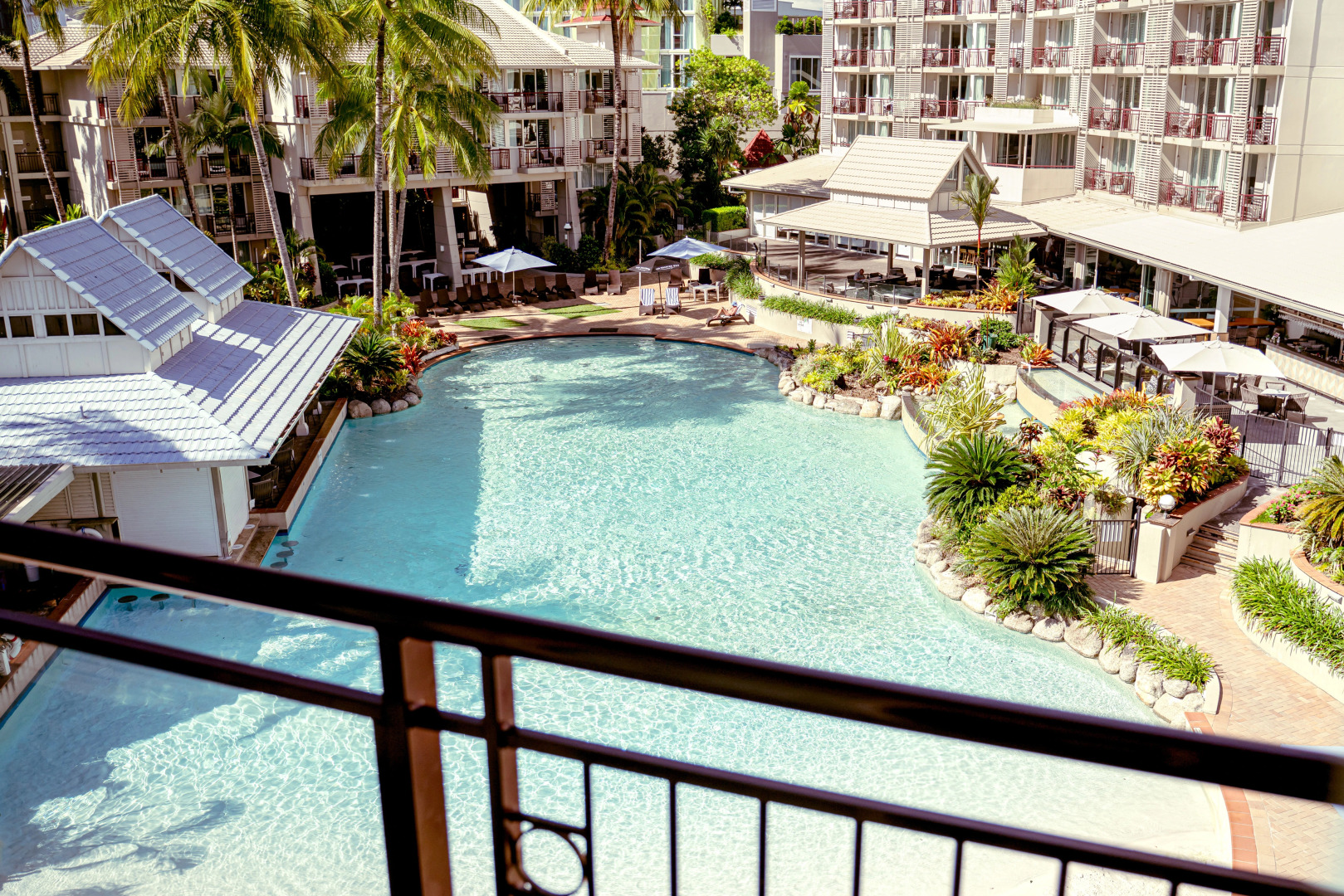 Novotel Cairns Oasis Resort