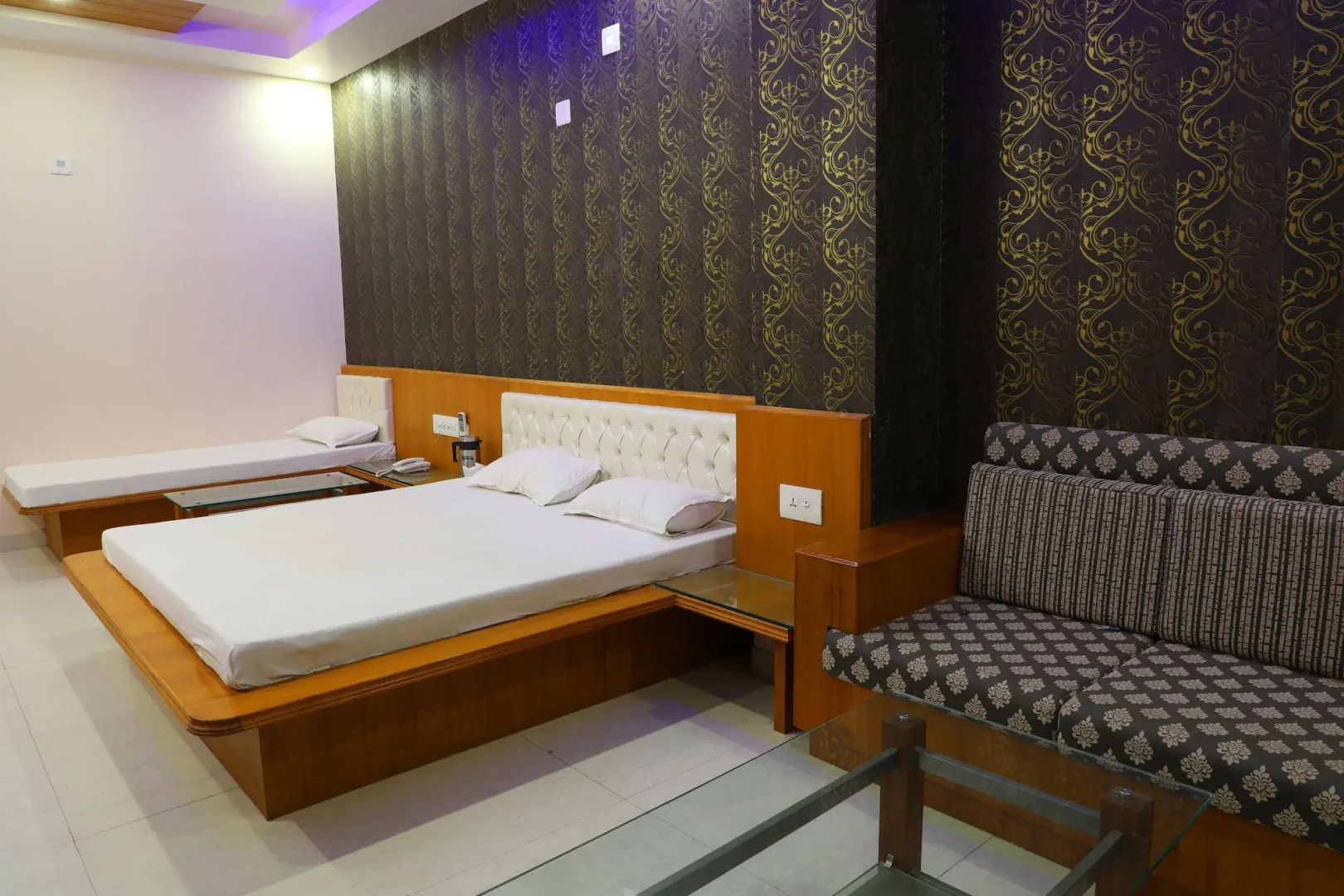 Hotel Panigrahan