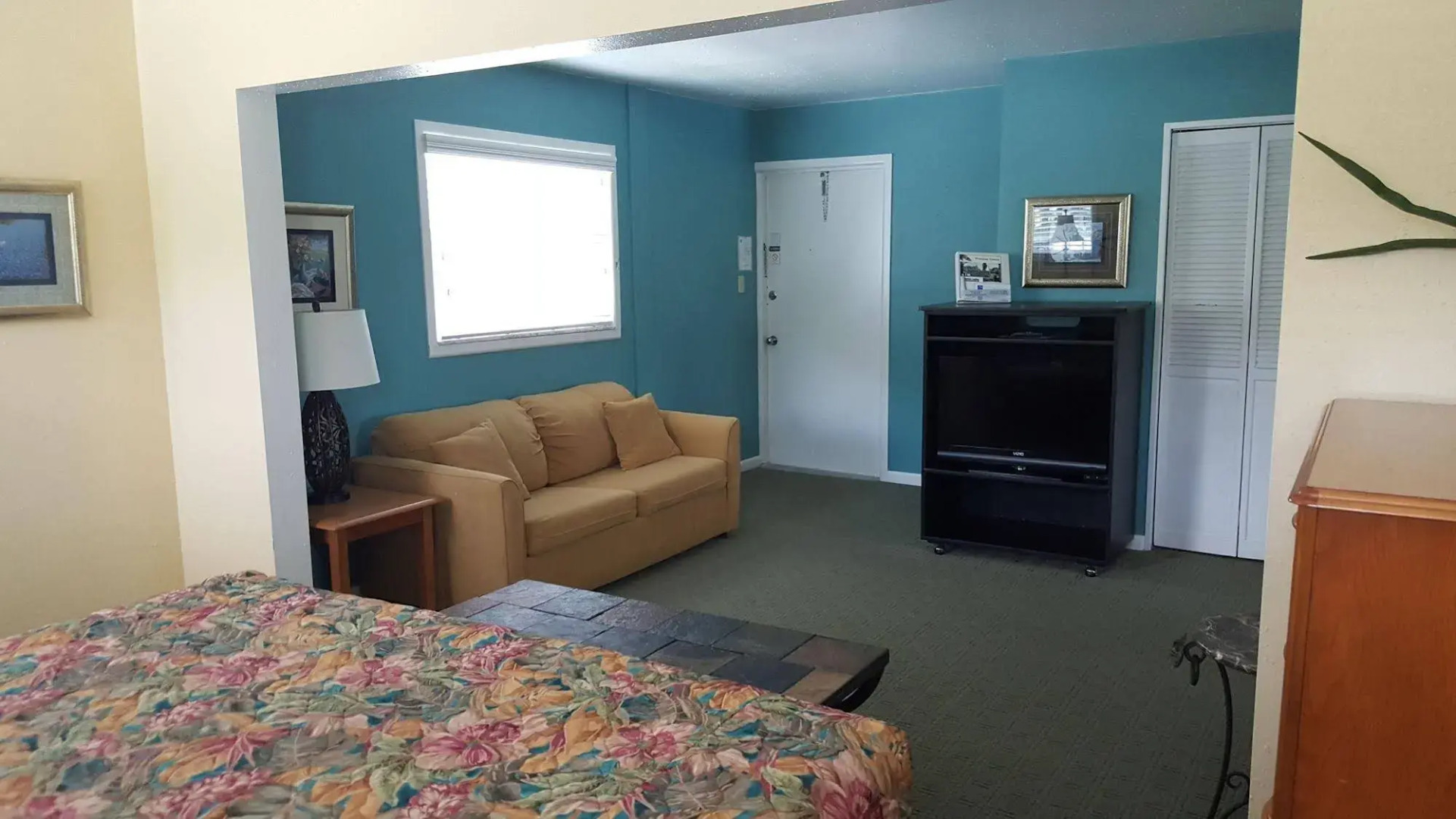 Hontoon Landing Resort & Marina