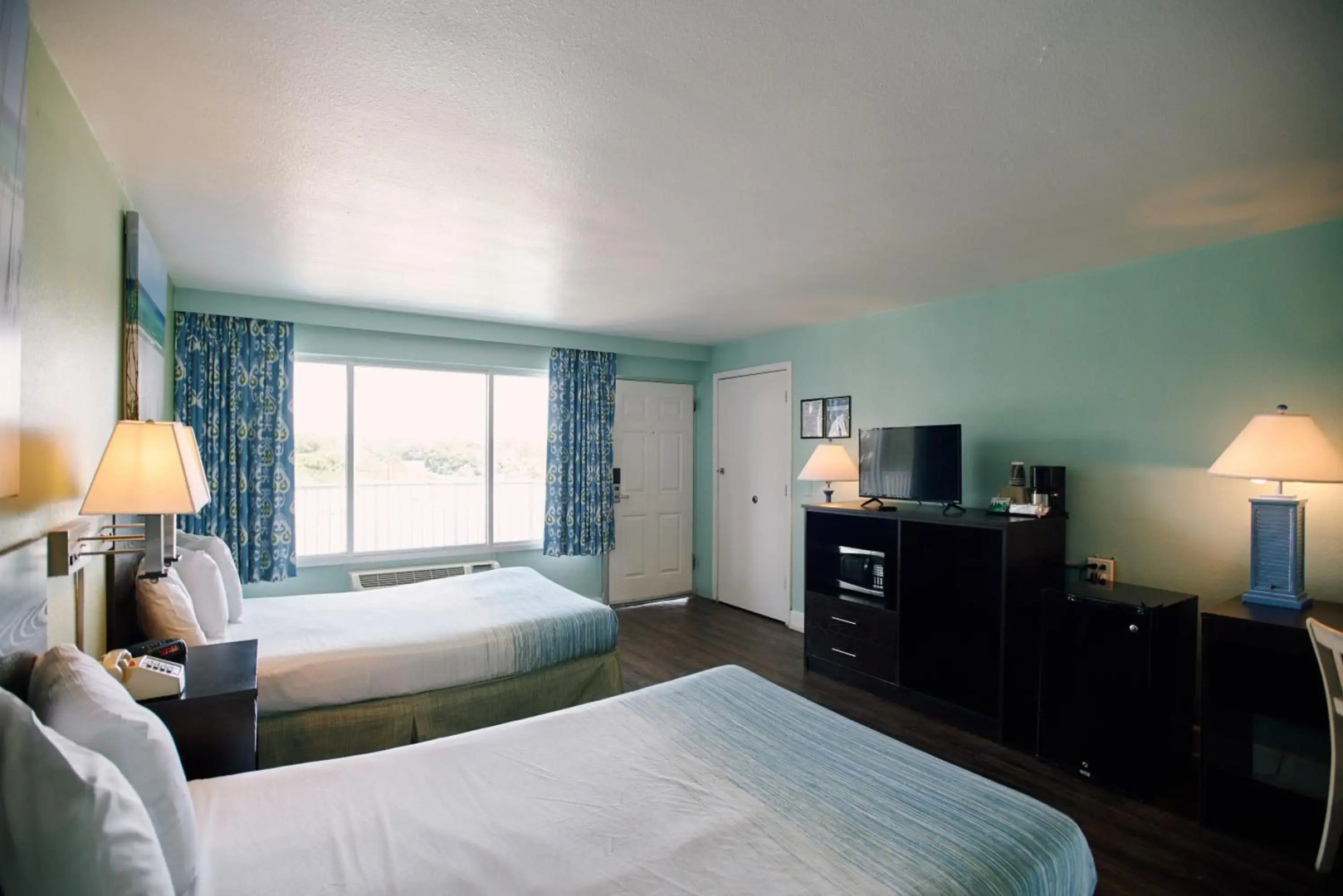 Boardwalk Beach Hotel