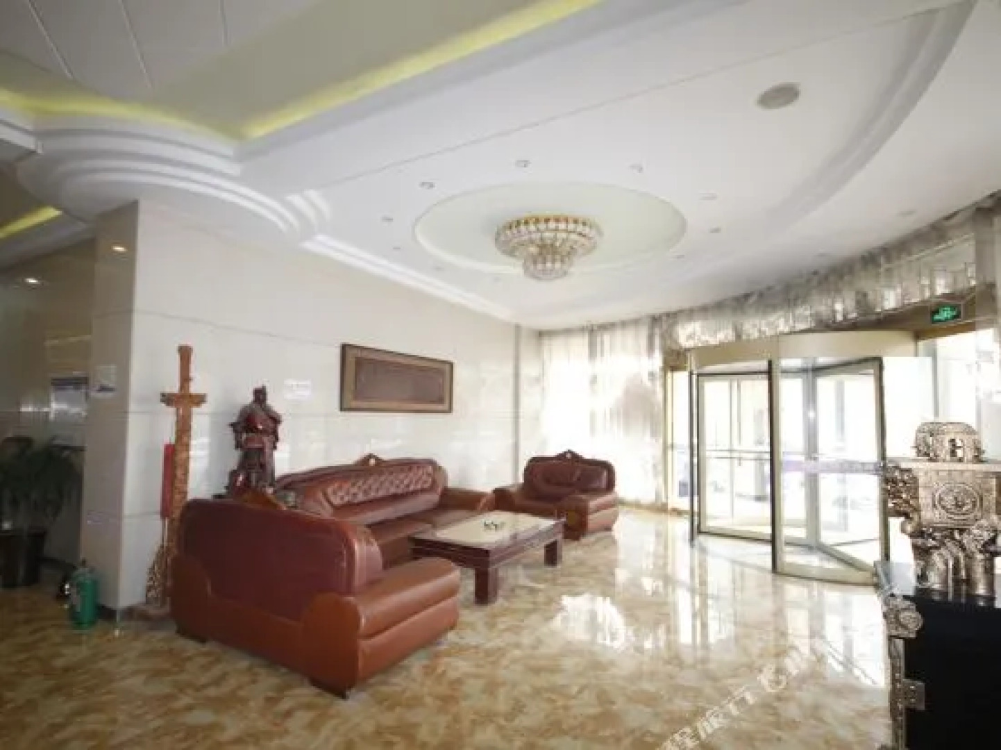 Heze Sunday Business Hotel