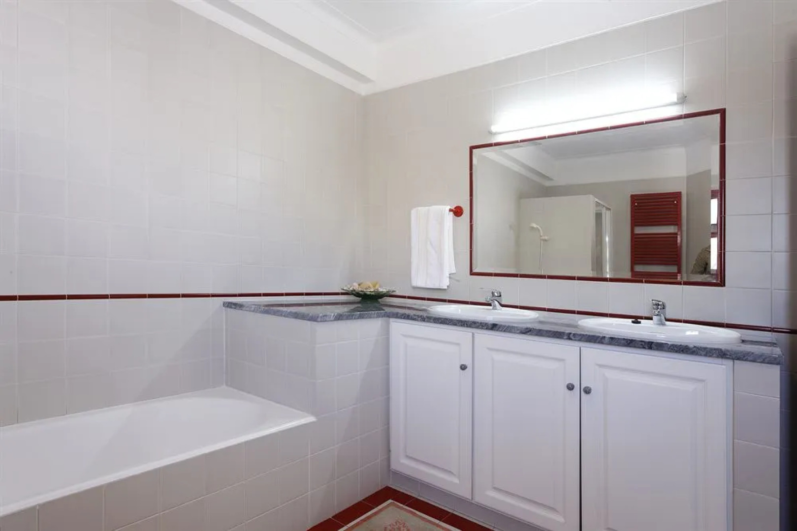 Flow House - Guesthouse & Surf / Kite Surf School