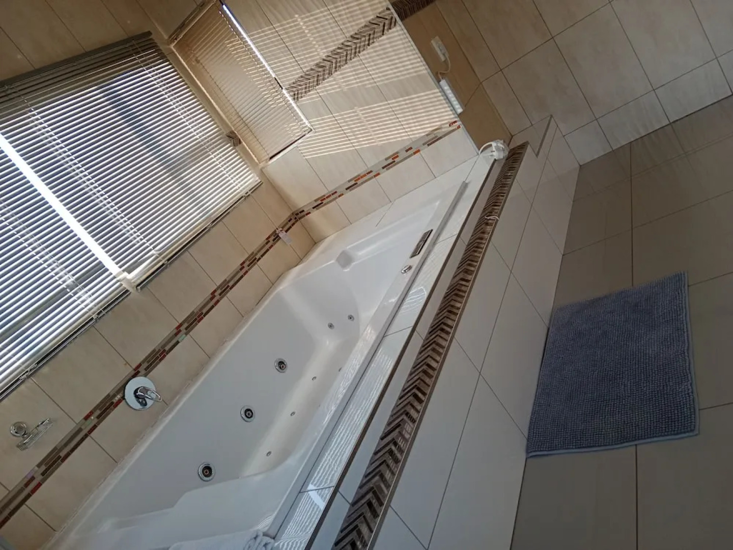 Dineos Lodge and Spa
