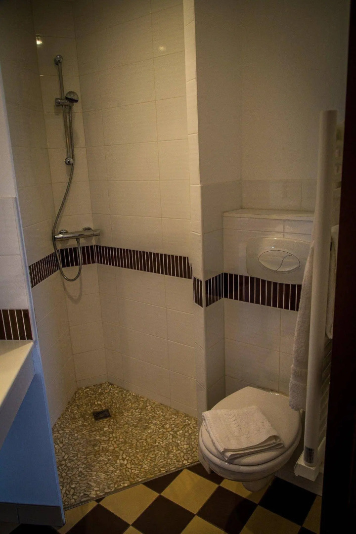 Brit Hotel Confort Azur Cholet Nord