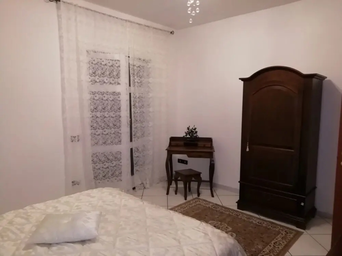 Fitta Chambre Mavì