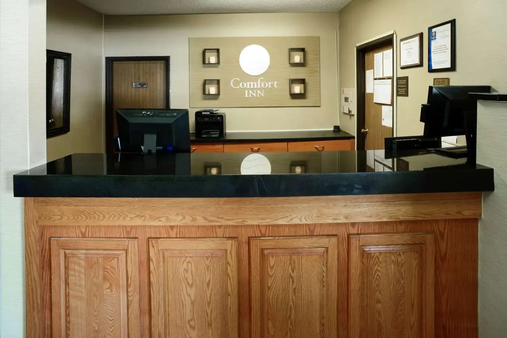 AmericInn by Wyndham Quincy