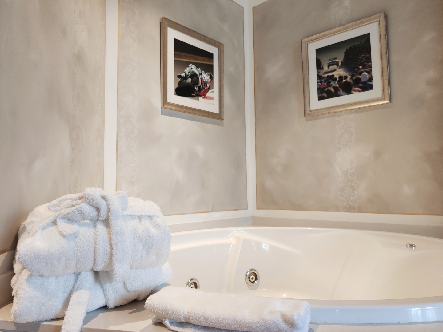 Costa Esmeralda Suites