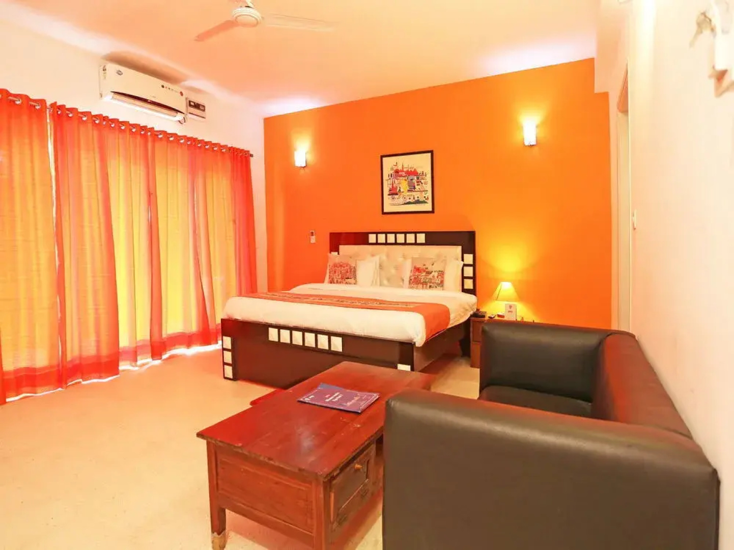 OYO Flagship Noida Golf Course