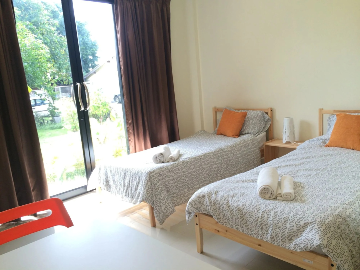 Montra-Nakhon Guest House