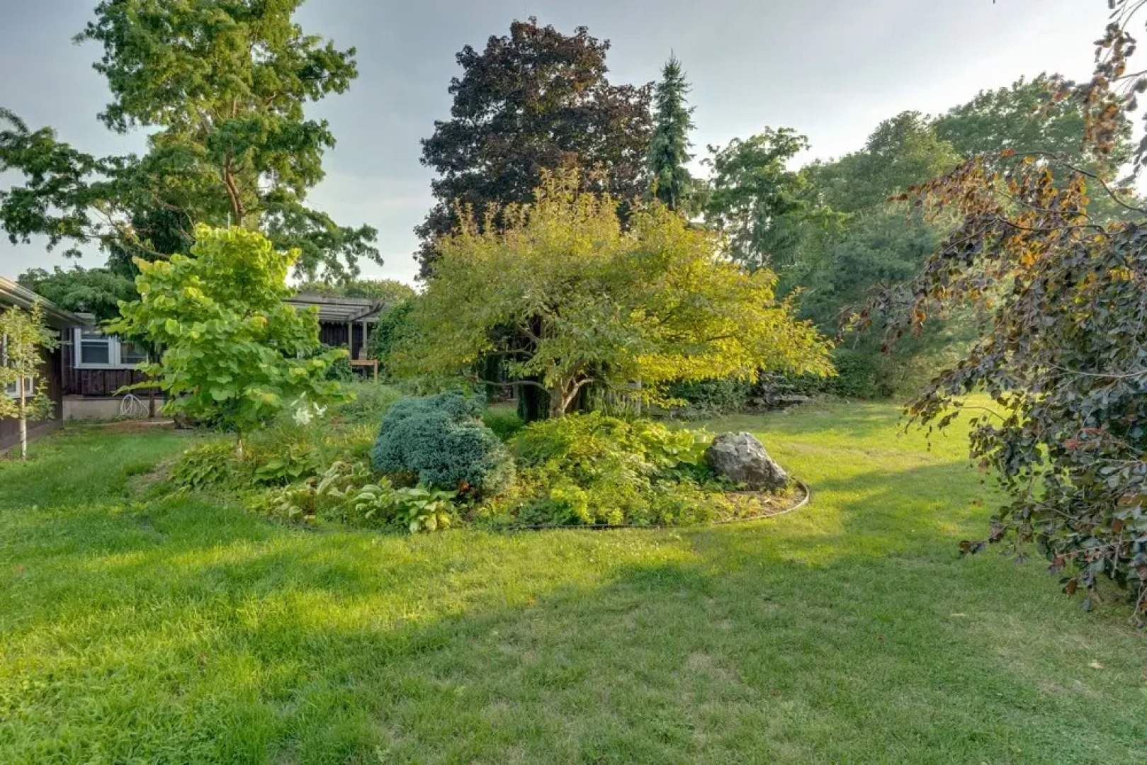 Beautiful Lake Geneva Home ~ 3 Mi to Riviera Beach