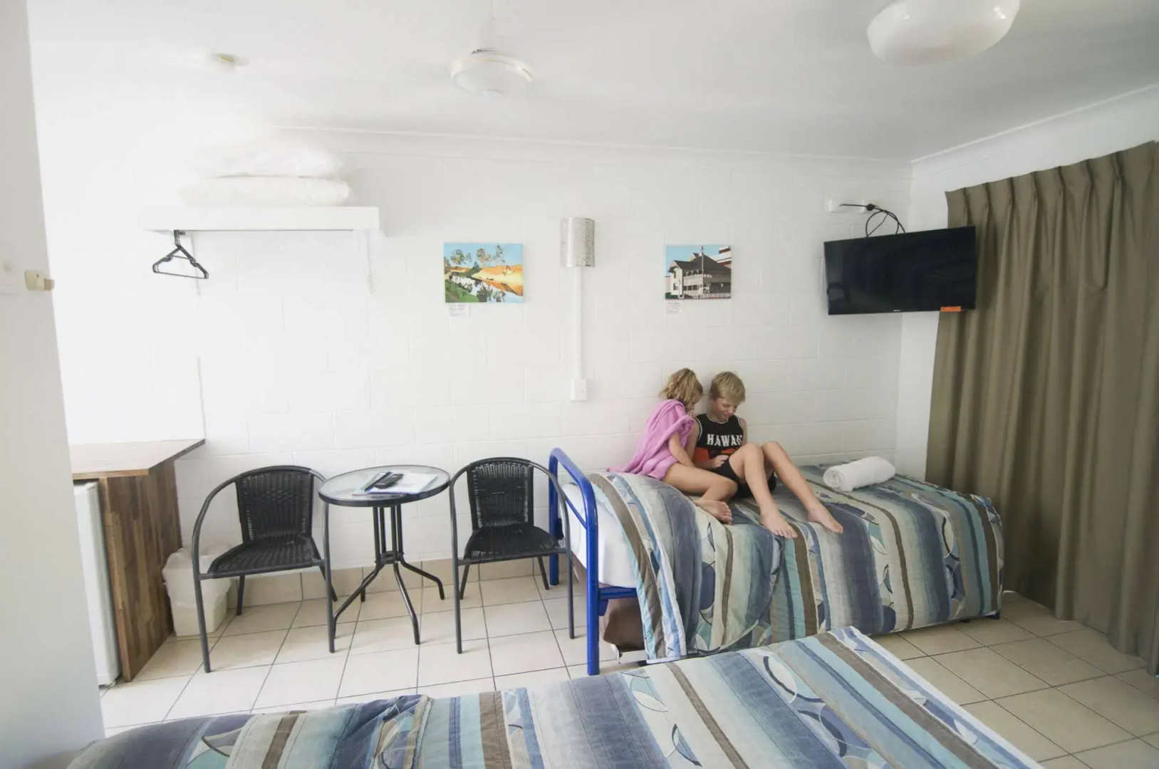 Cool Palms Motel