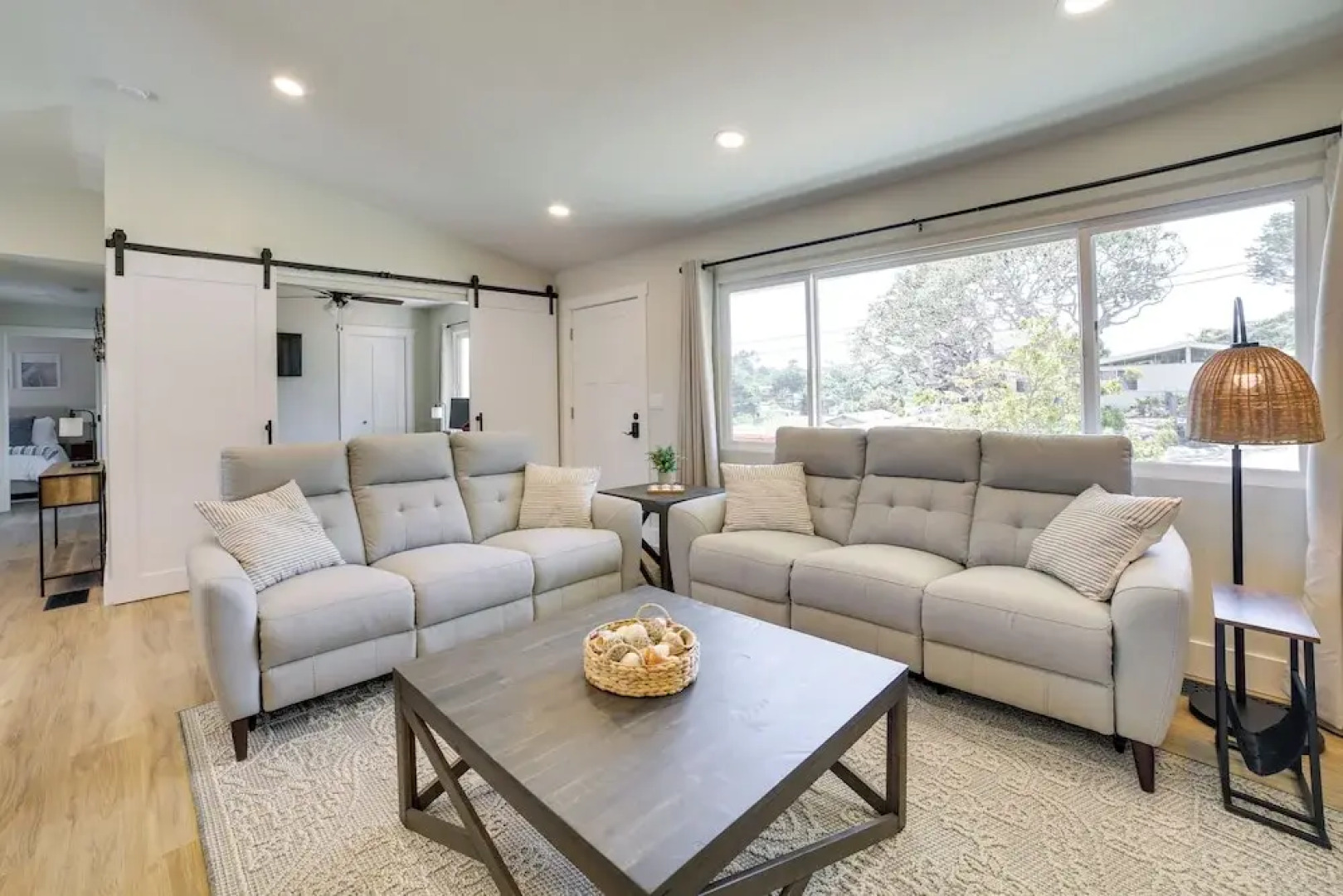 Modern Del Rey Oaks Retreat: 2 Mi to Monterey Bay!