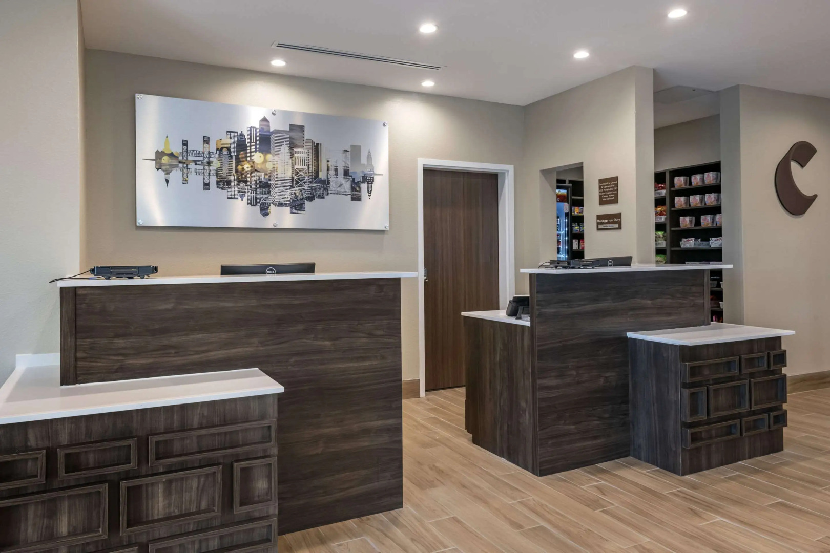 Comfort Inn & Suites Jacksonville - Orange Park Near Naval Air Station