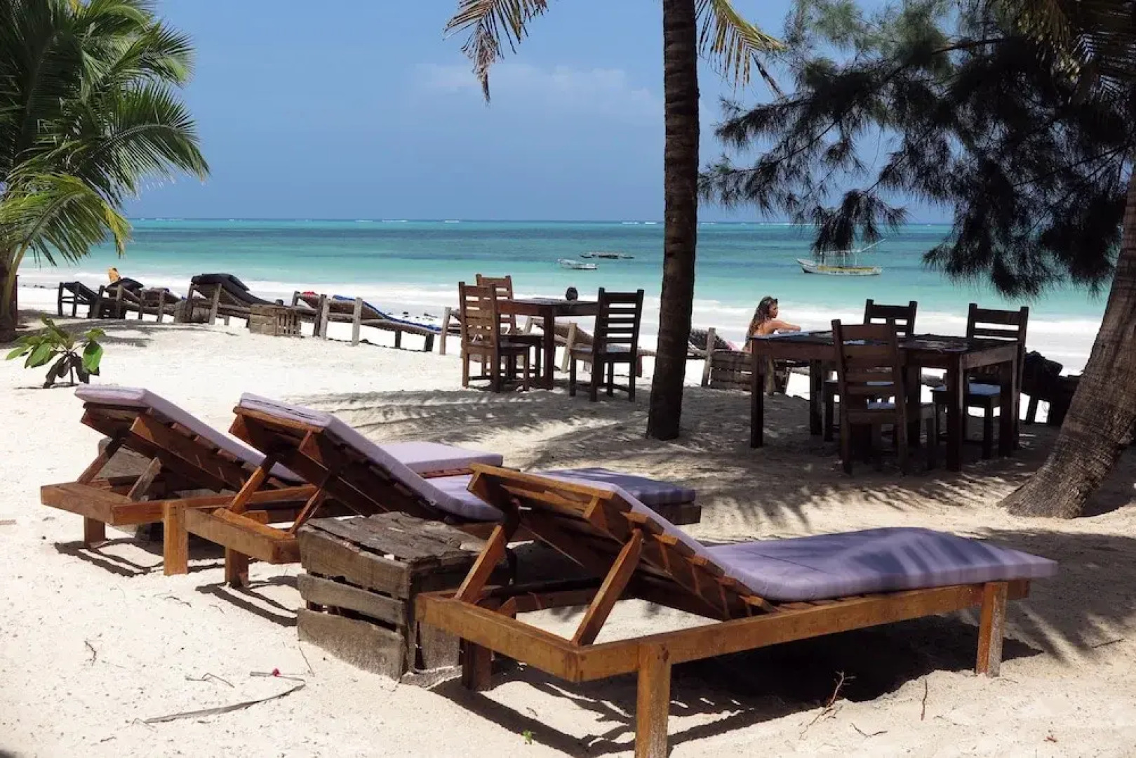 White Dream Lodge & Restaurant