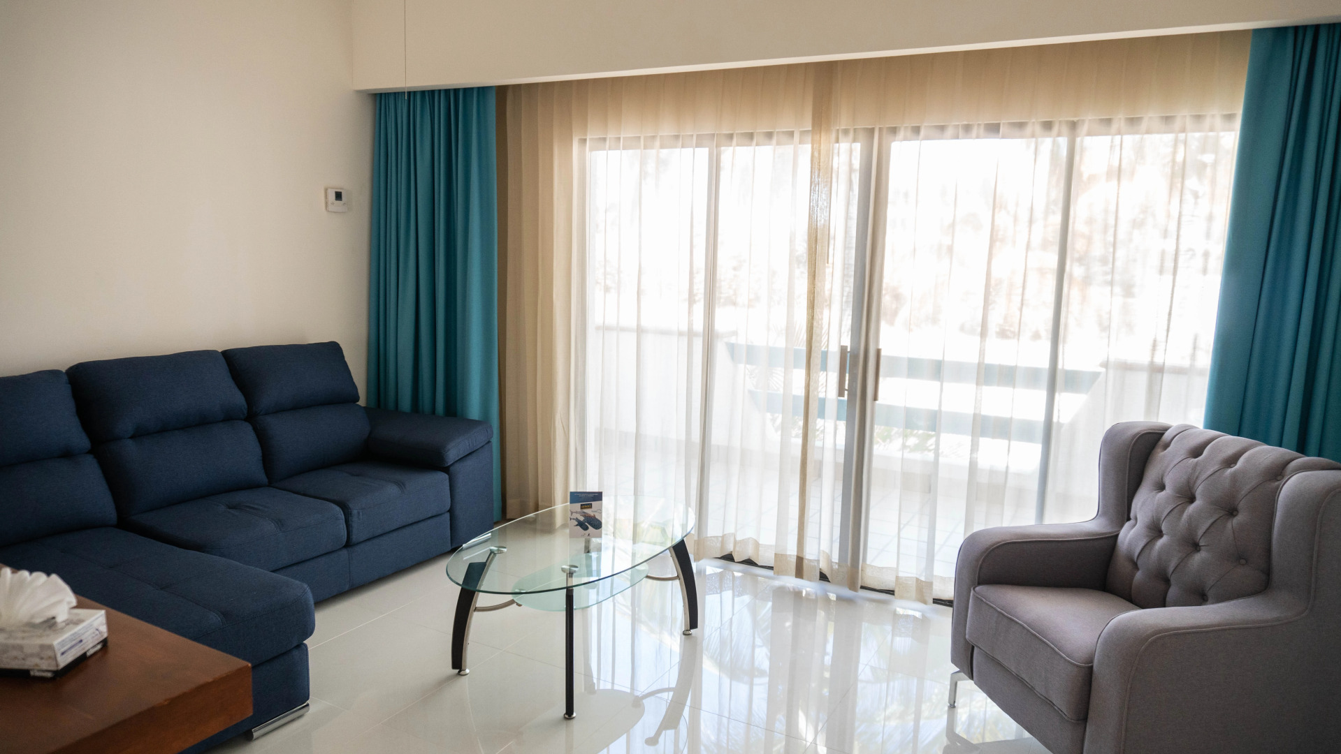 The Westmarine Waterfront Hotel