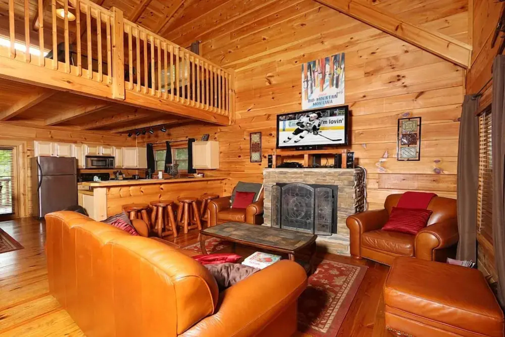 Mountain Majesty 2 Br cabin by RedAwning