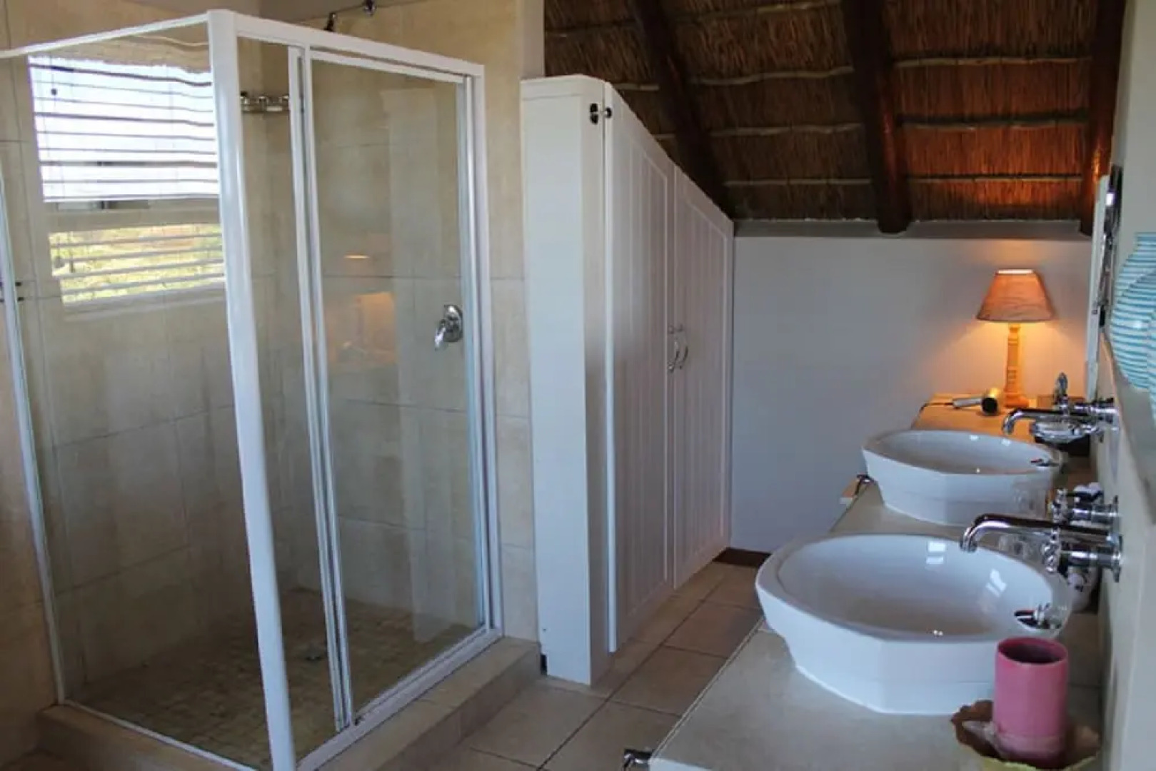 Cottage on the Hill Guest Lodge