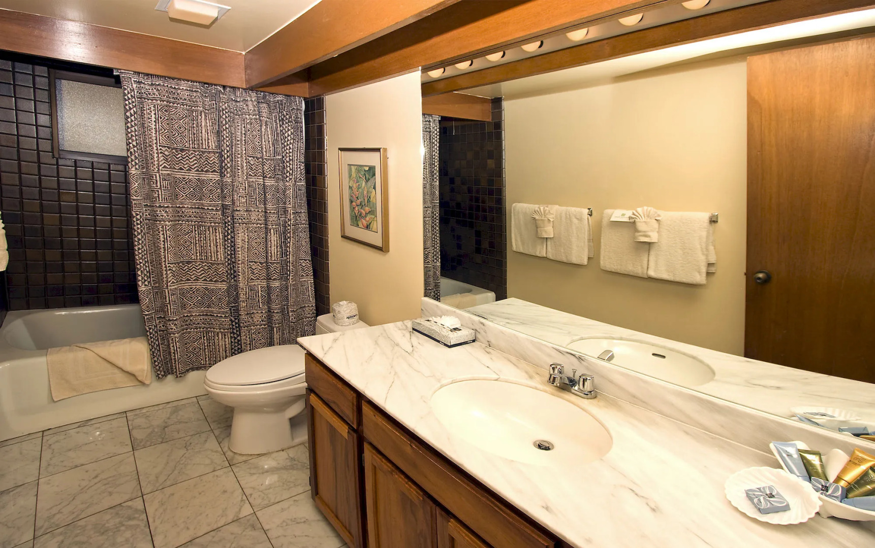 Polo Beach Club Vacation Rentals - APlus Resorts