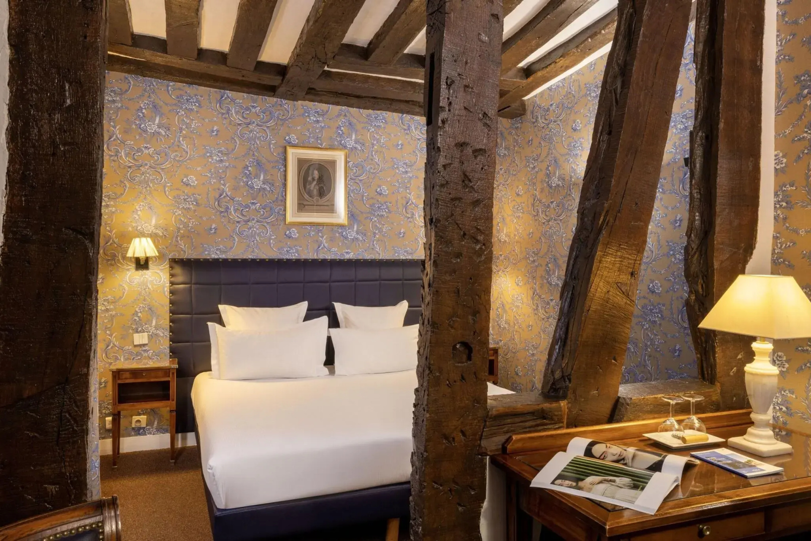 Relais Hotel Du Vieux Paris