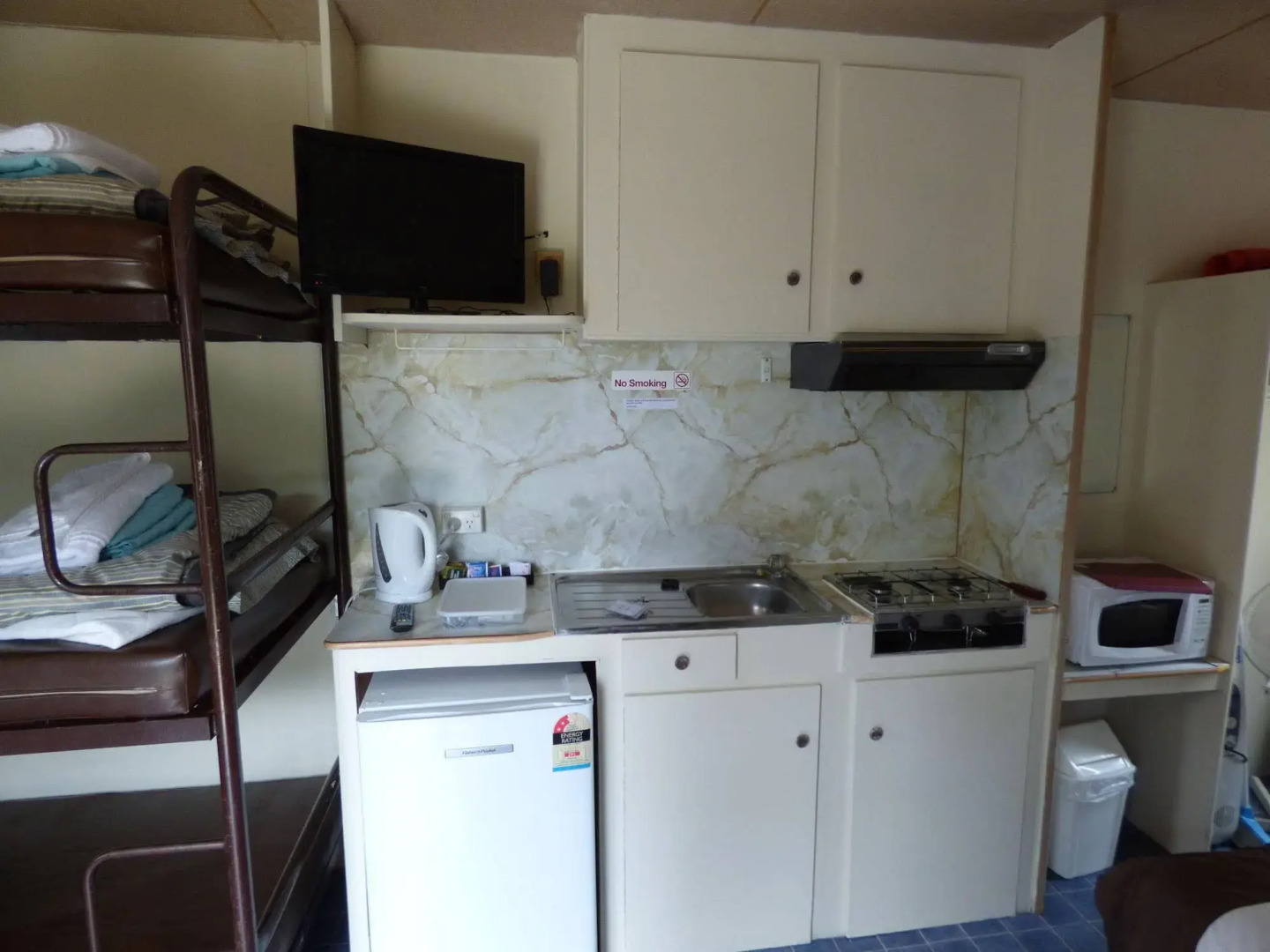 Tenterfield Lodge and Caravan Park