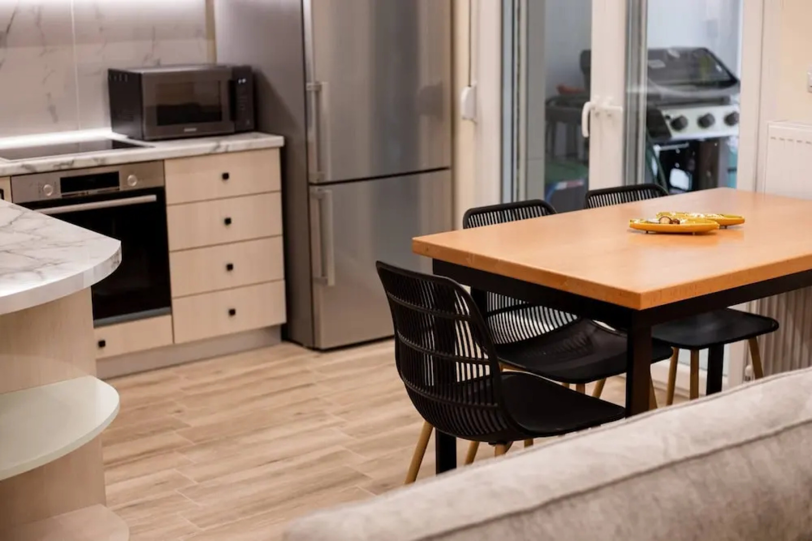 ZeusPlace katerini Stylish Living