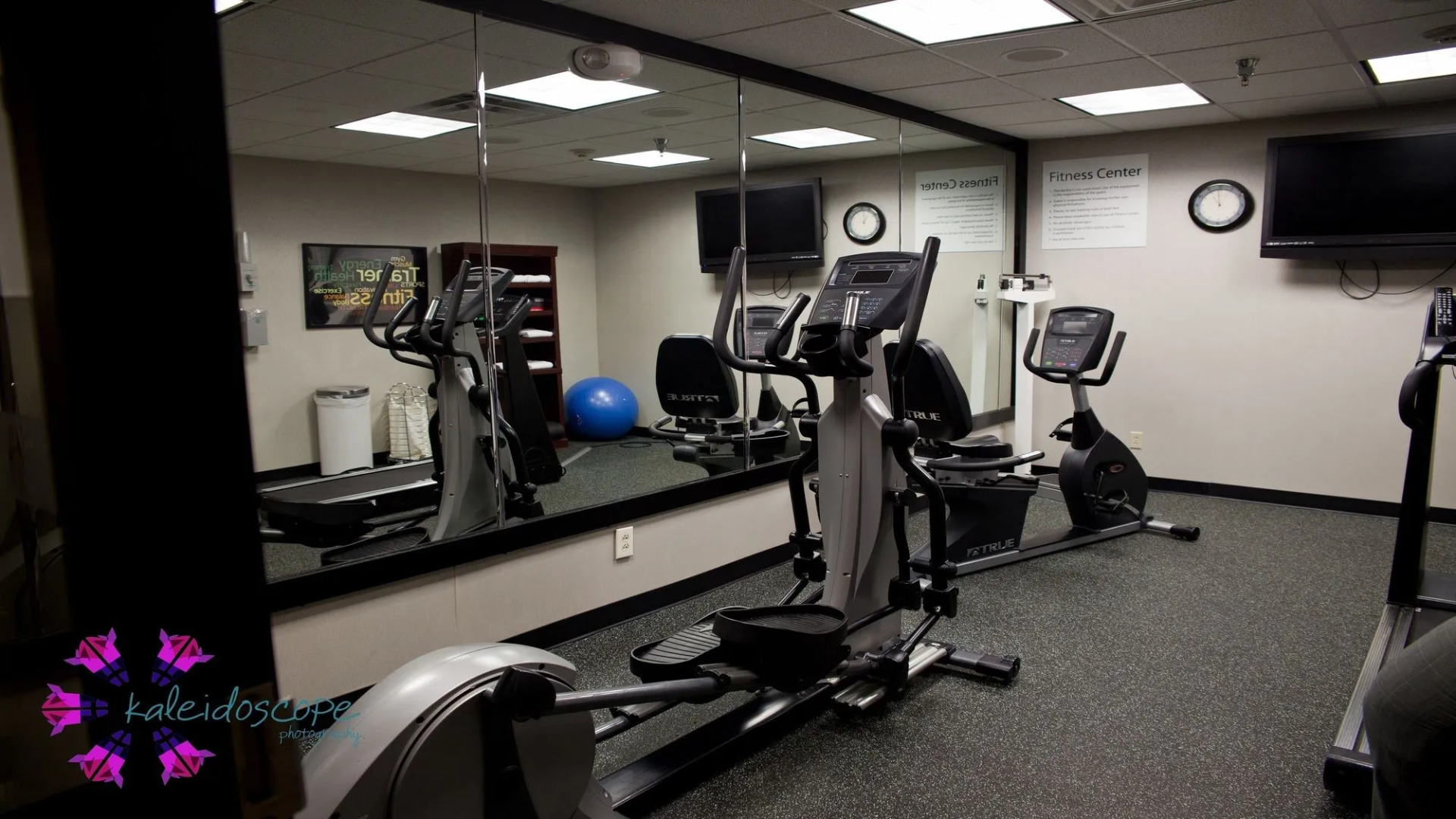 Holiday Inn Express & Suites Kimball by IHG