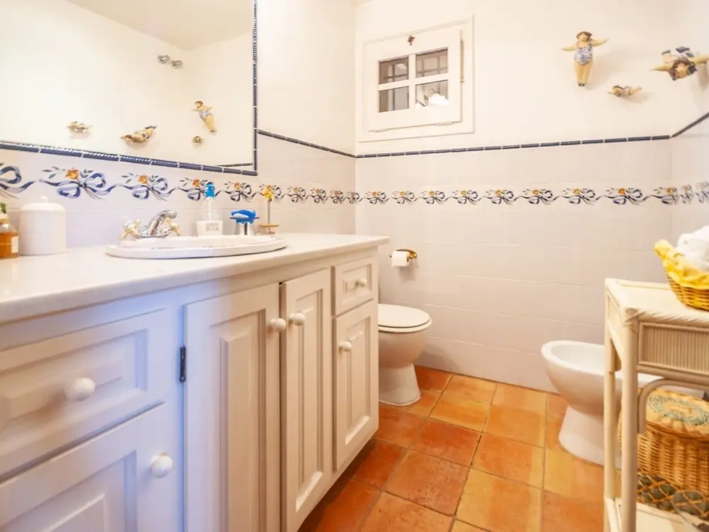 Completely Renovated Stone Farmhouse for 8 With Private Swimming Pool