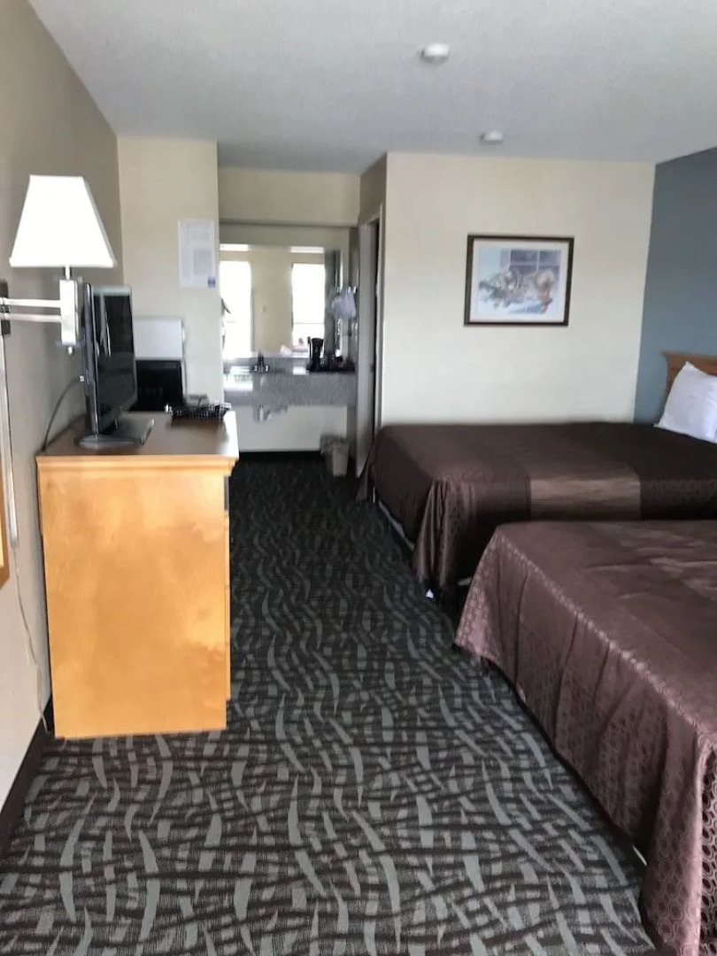 Carolina Inn & Suites of Lake Norman