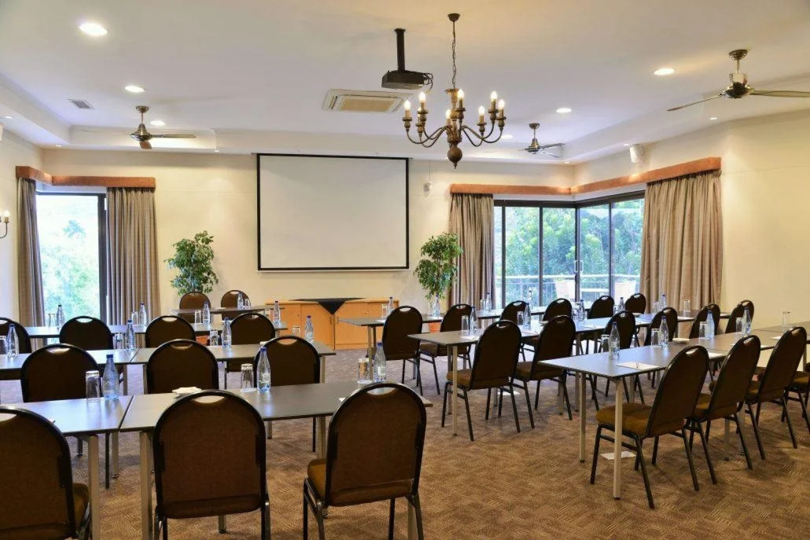 Piekenierskloof Mountain Resort